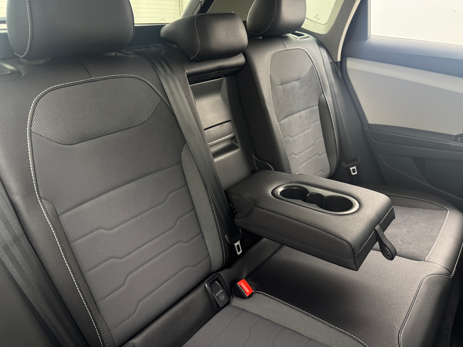 Thumbnail: 2025 Volkswagen Taos - 5