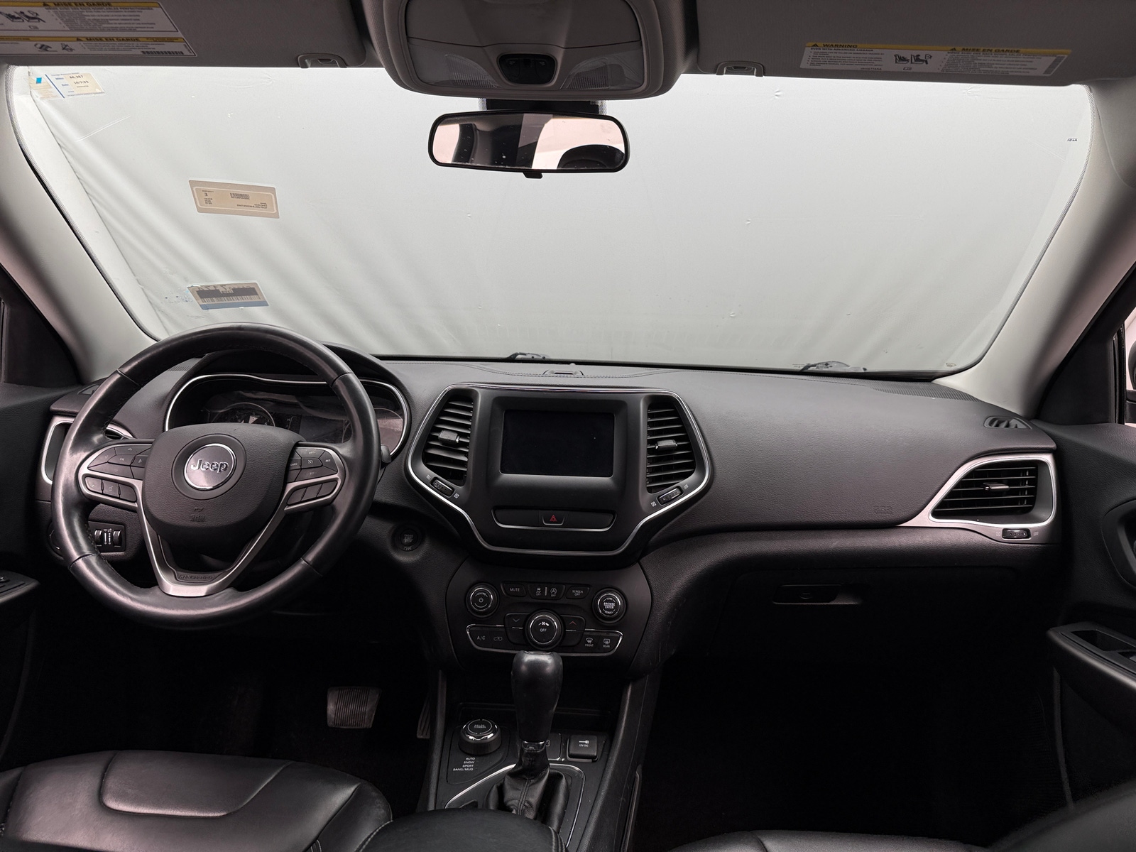 Thumbnail: 2019 Jeep Cherokee - 3