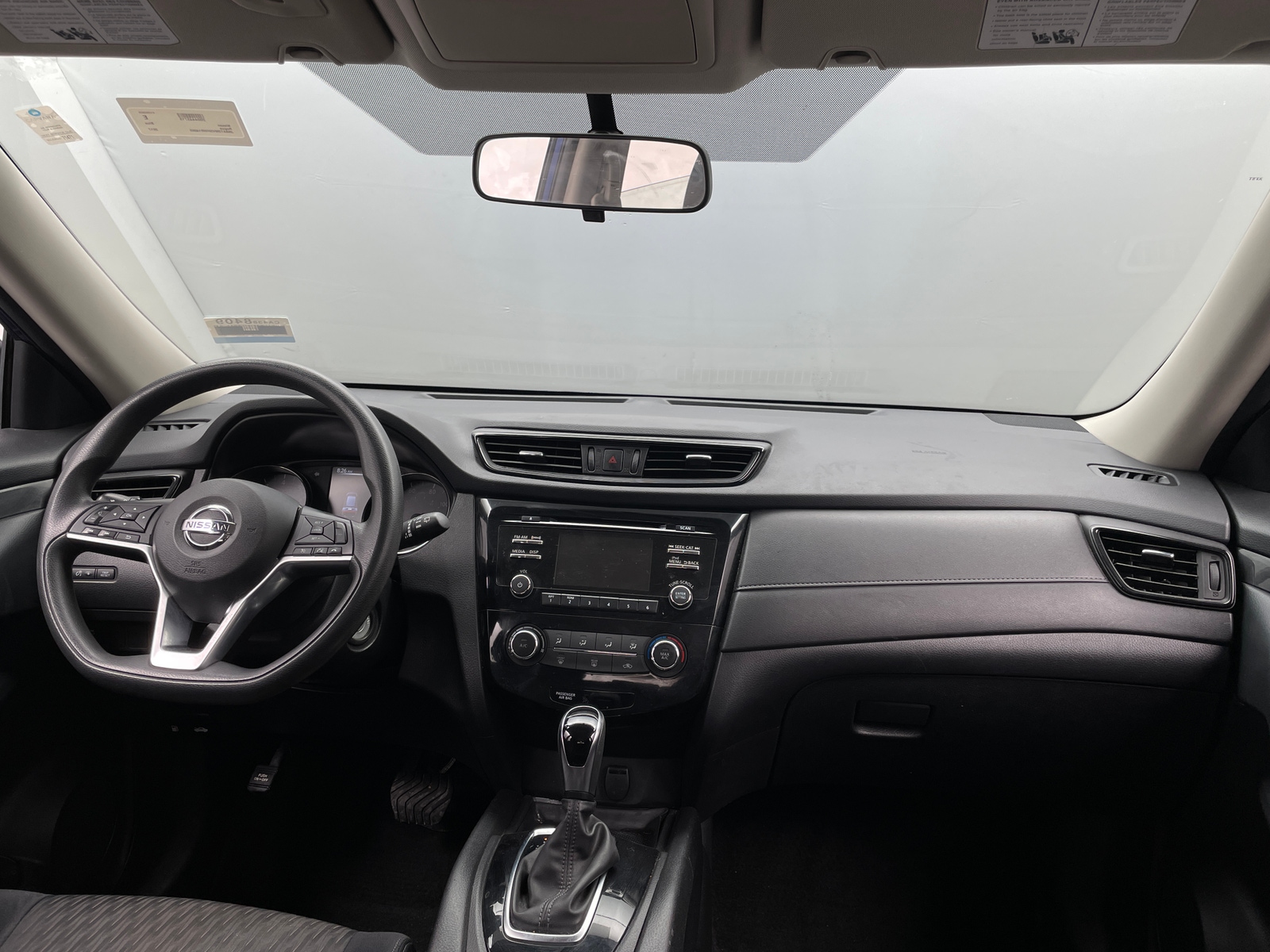 Thumbnail: 2017 Nissan Rogue - 3