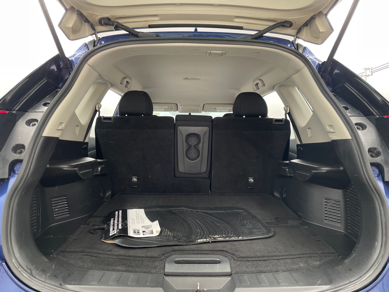 Thumbnail: 2017 Nissan Rogue - 7