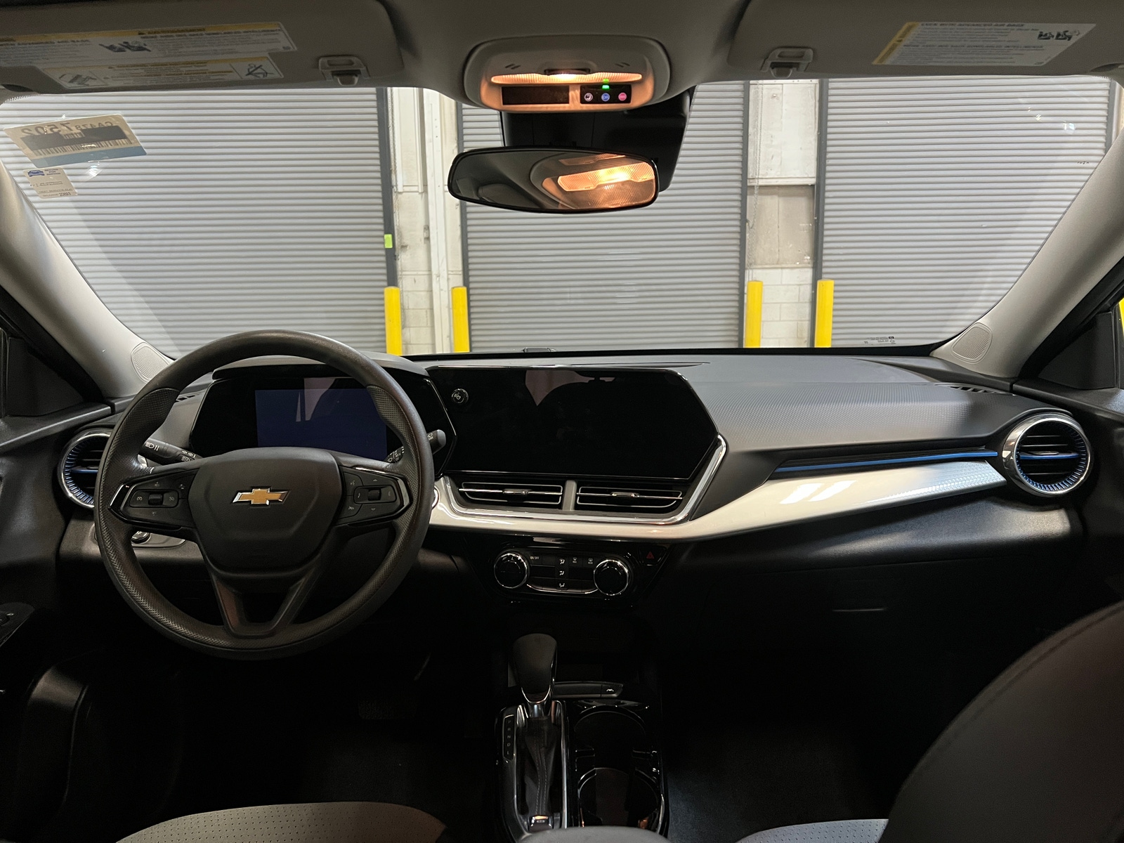 Thumbnail: 2025 Chevrolet Trax - 3