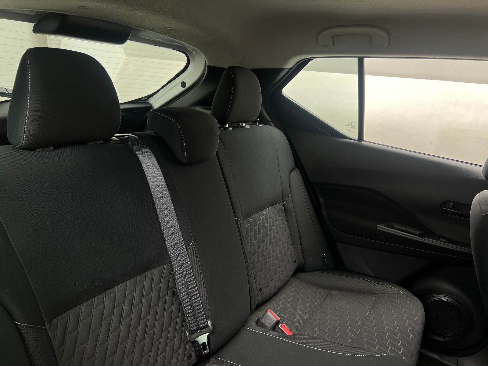 Thumbnail: 2022 Nissan Kicks - 6