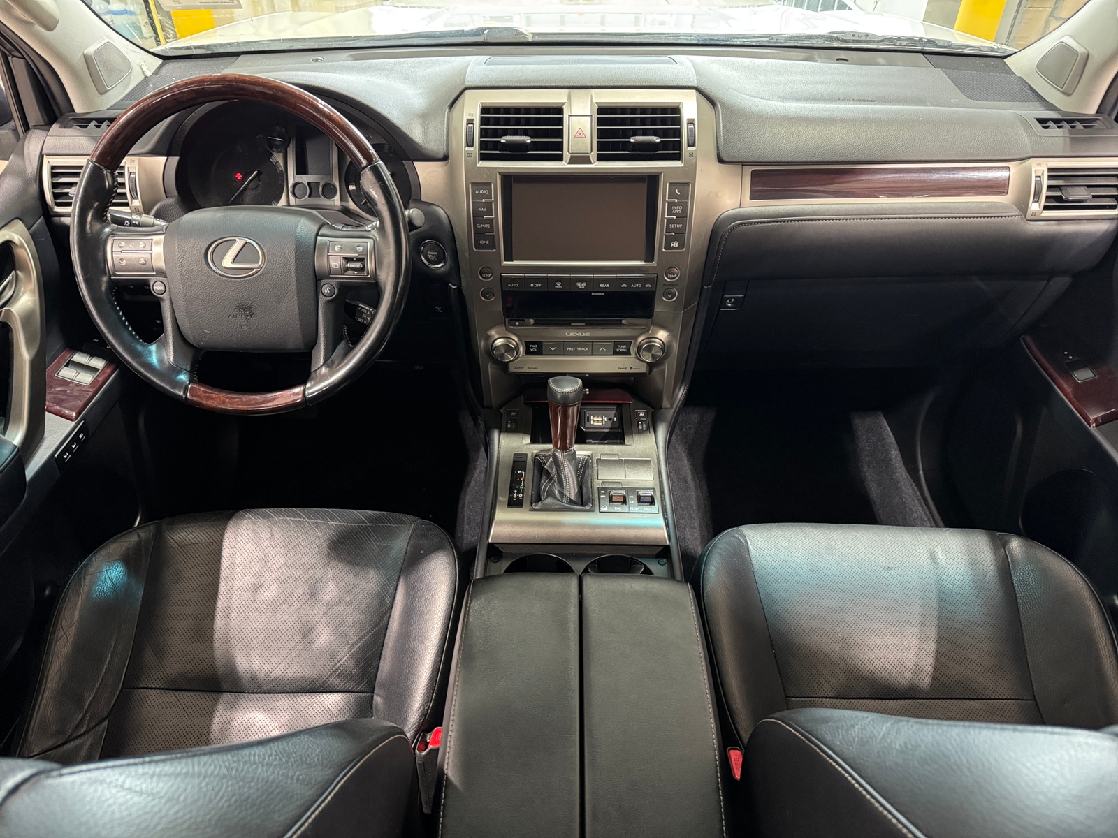 Thumbnail: 2017 Lexus GX - 2