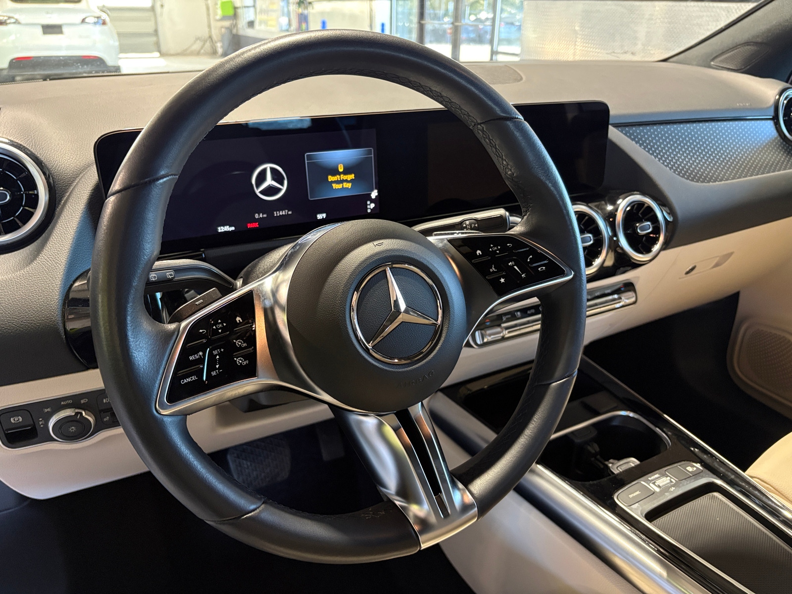 Thumbnail: 2025 Mercedes-Benz GLA - 4