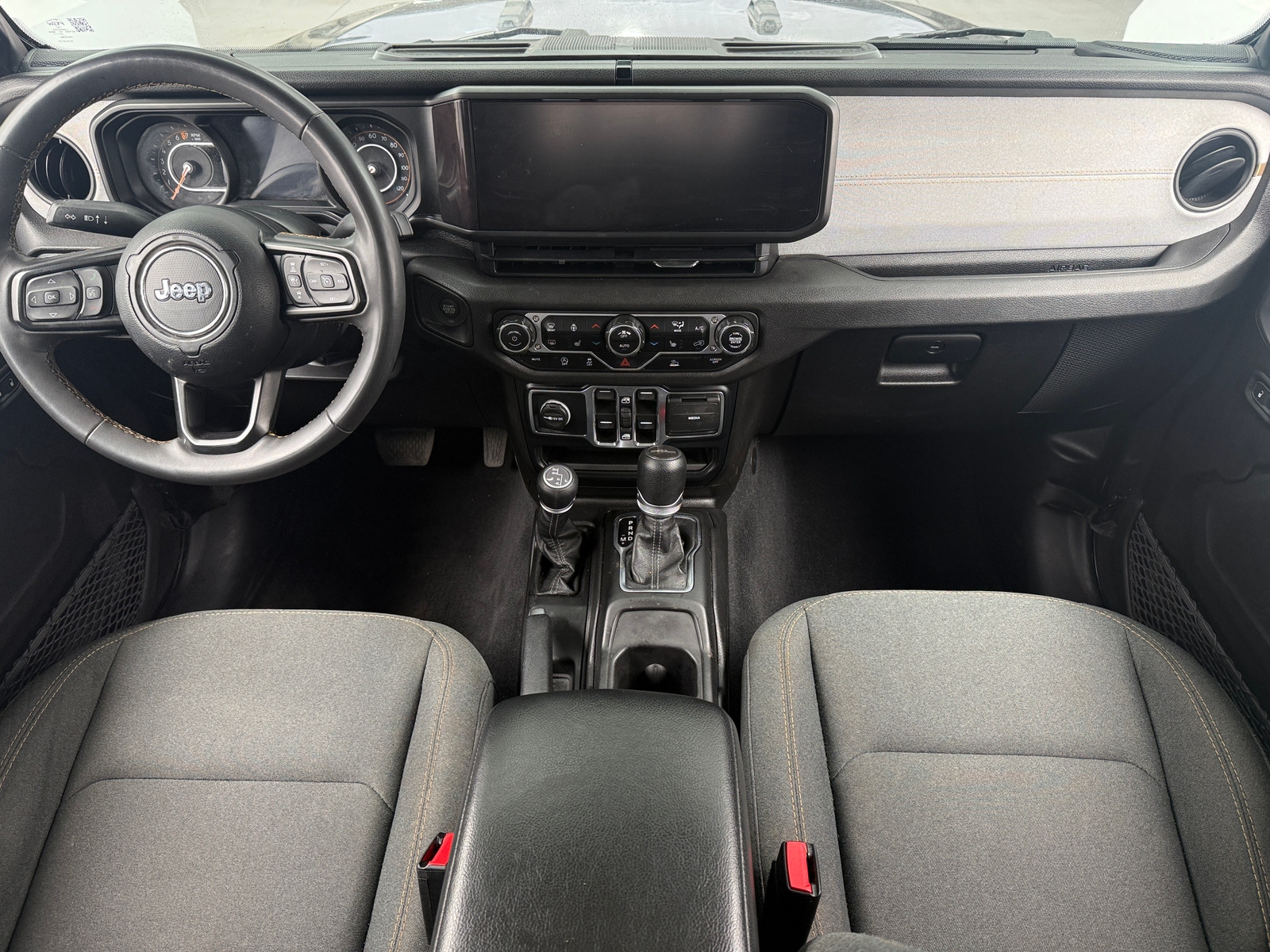 Thumbnail: 2024 Jeep Gladiator - 3