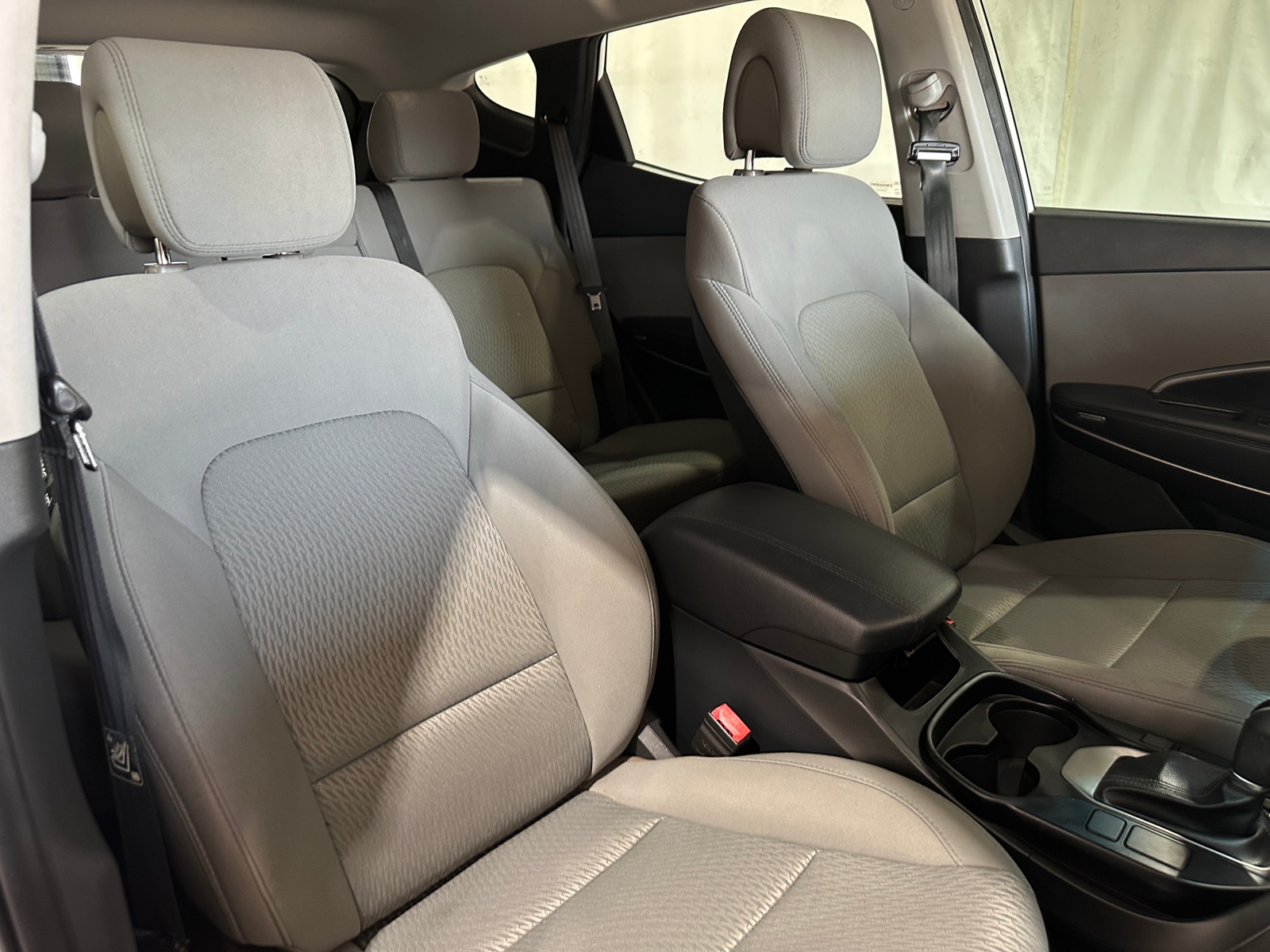 Thumbnail: 2017 Hyundai Santa Fe - 2