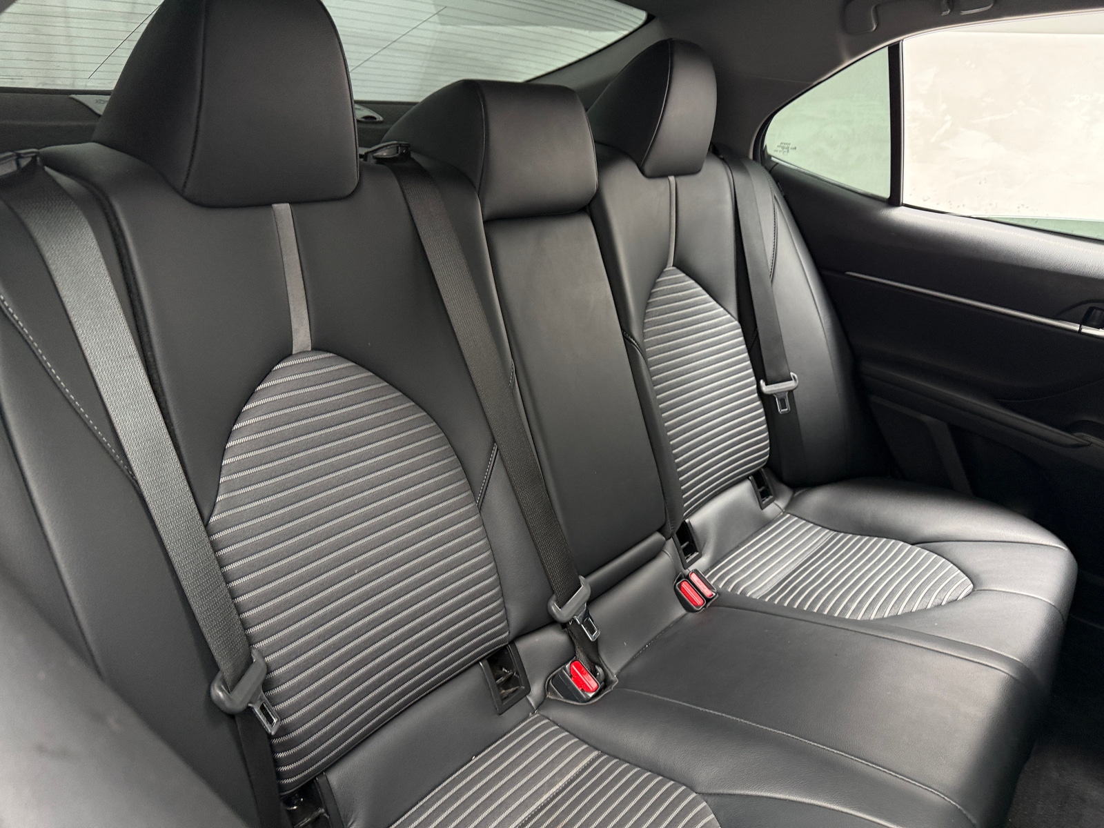 Thumbnail: 2022 Toyota Camry - 5