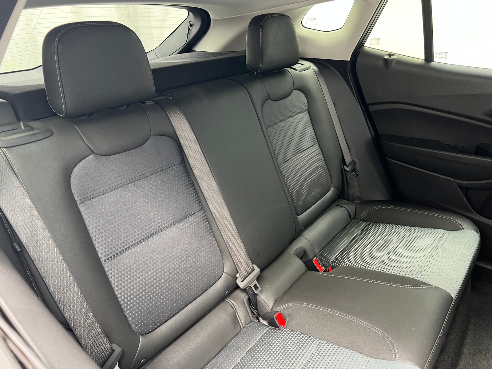 Thumbnail: 2025 Chevrolet Trax - 6