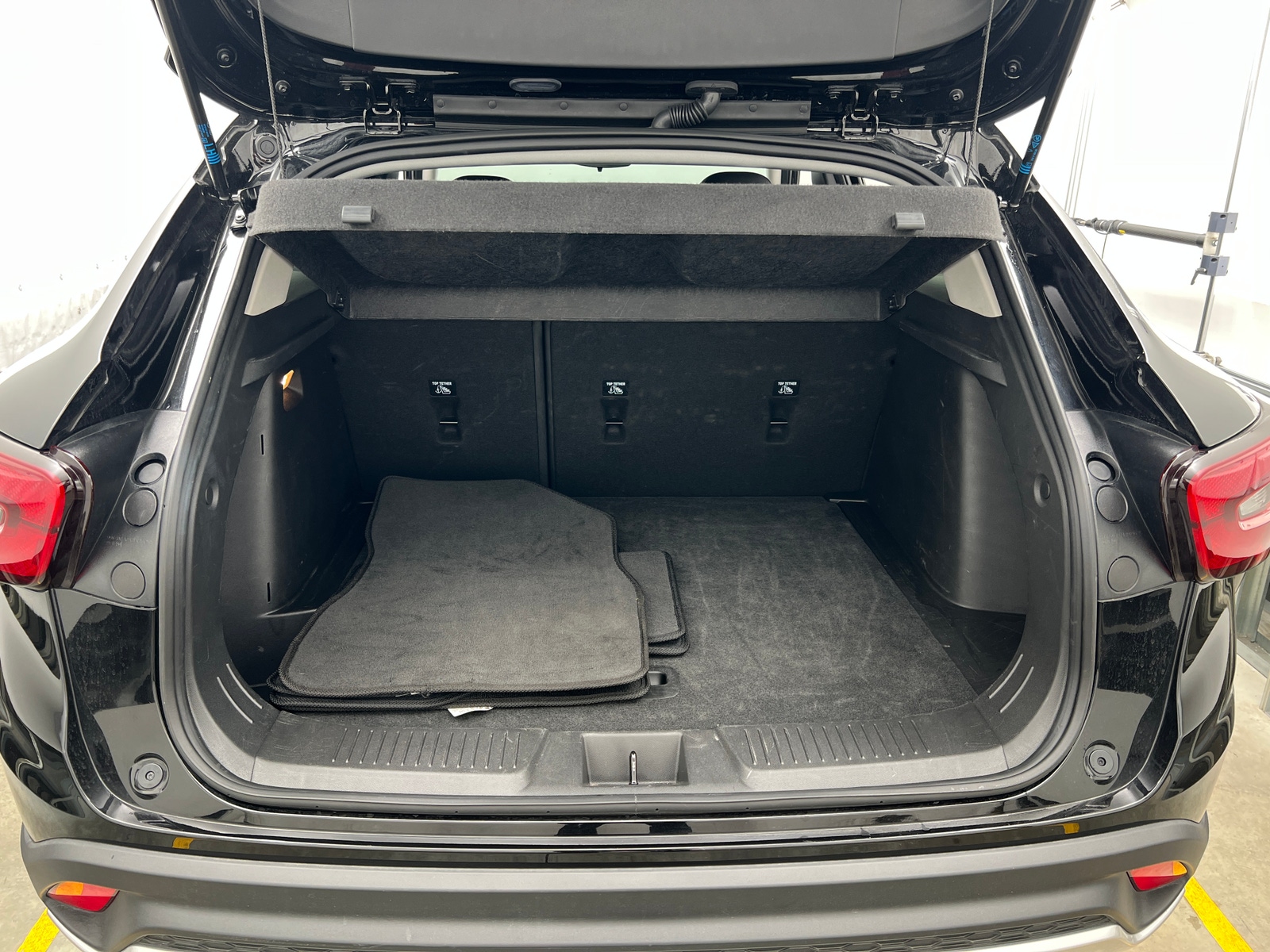 Thumbnail: 2025 Chevrolet Trax - 7