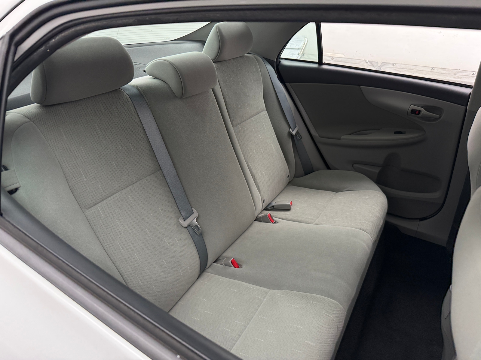 Thumbnail: 2013 Toyota Corolla - 6