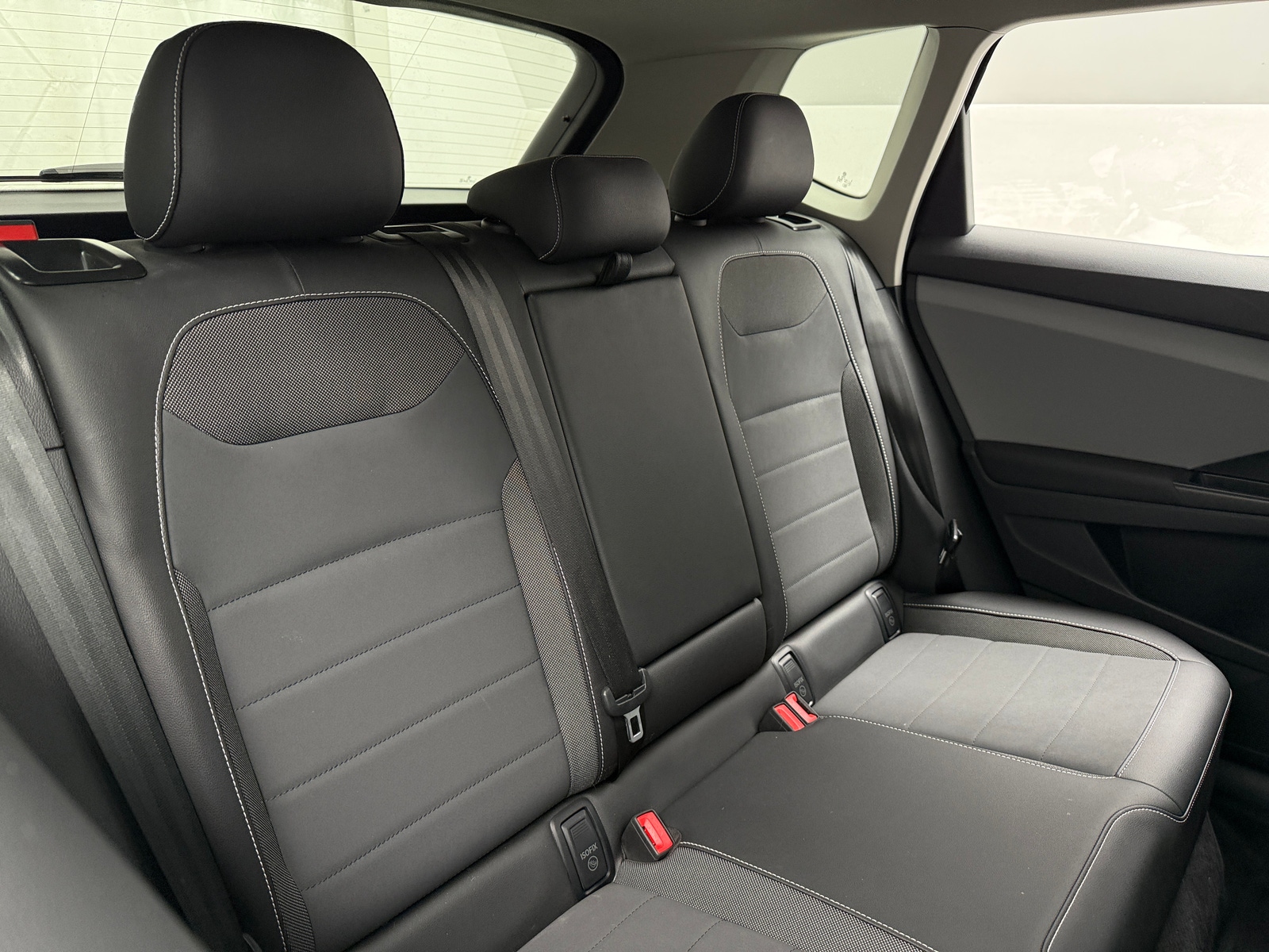 Thumbnail: 2023 Volkswagen Taos - 5