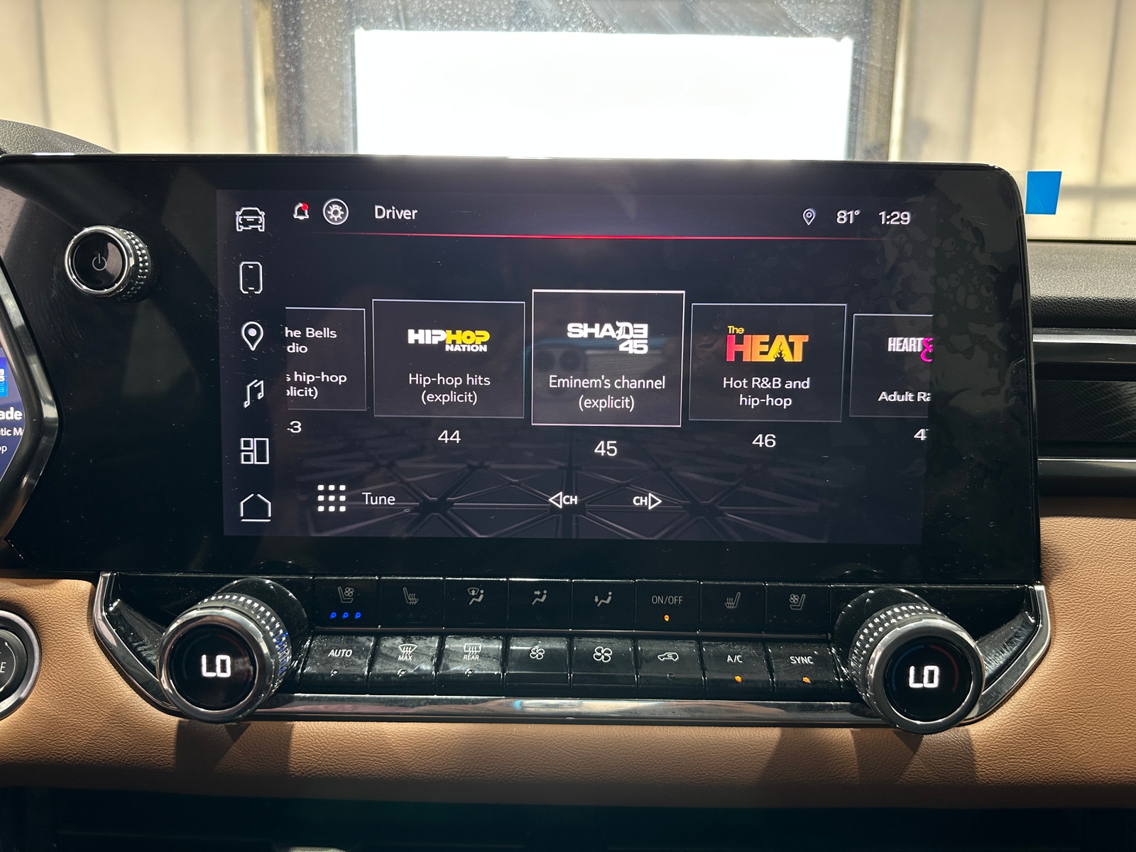 Thumbnail: 2025 GMC Canyon - 3