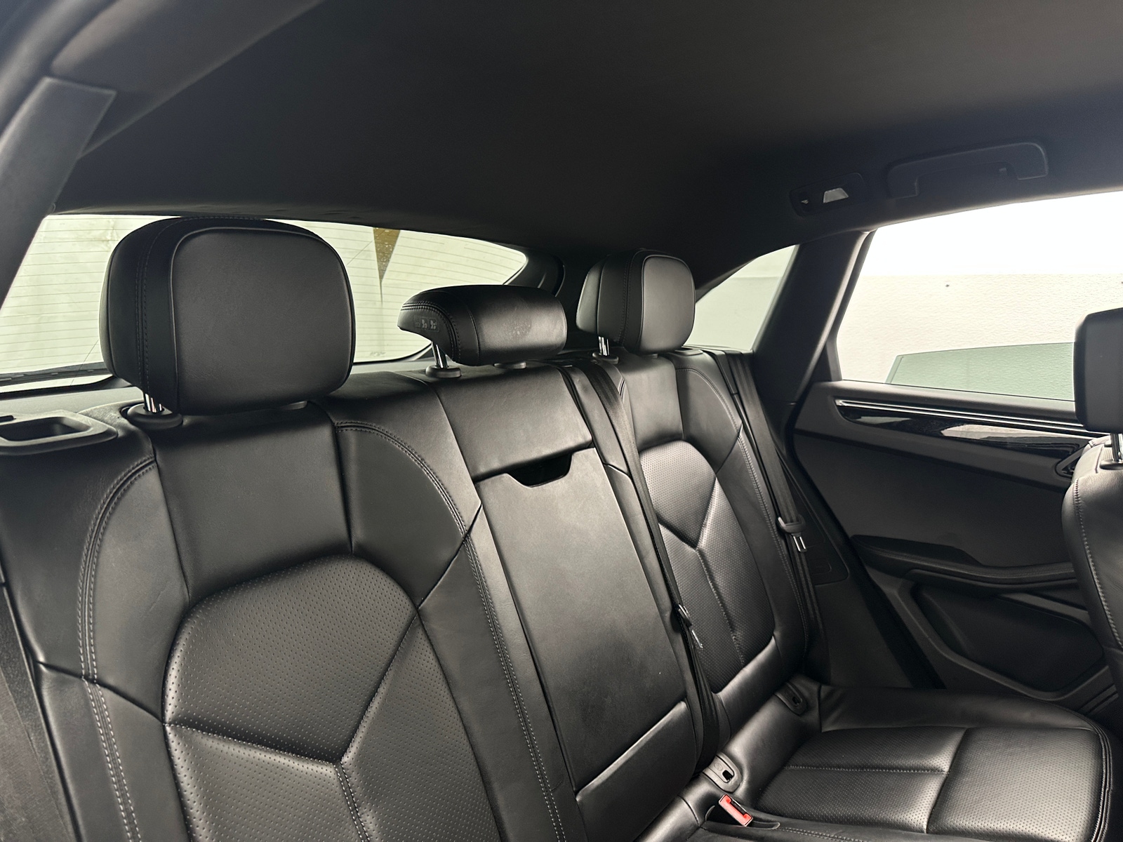 Thumbnail: 2018 Porsche Macan - 5