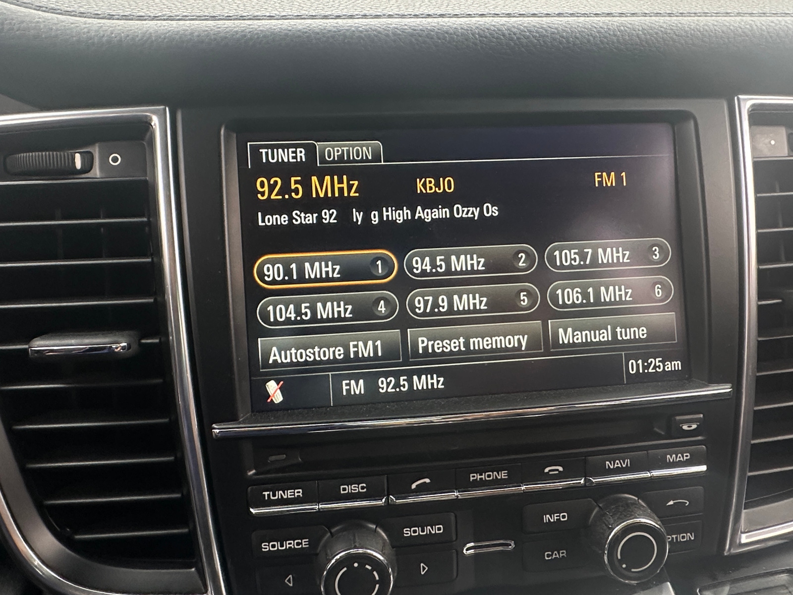 Thumbnail: 2011 Porsche Panamera - 3