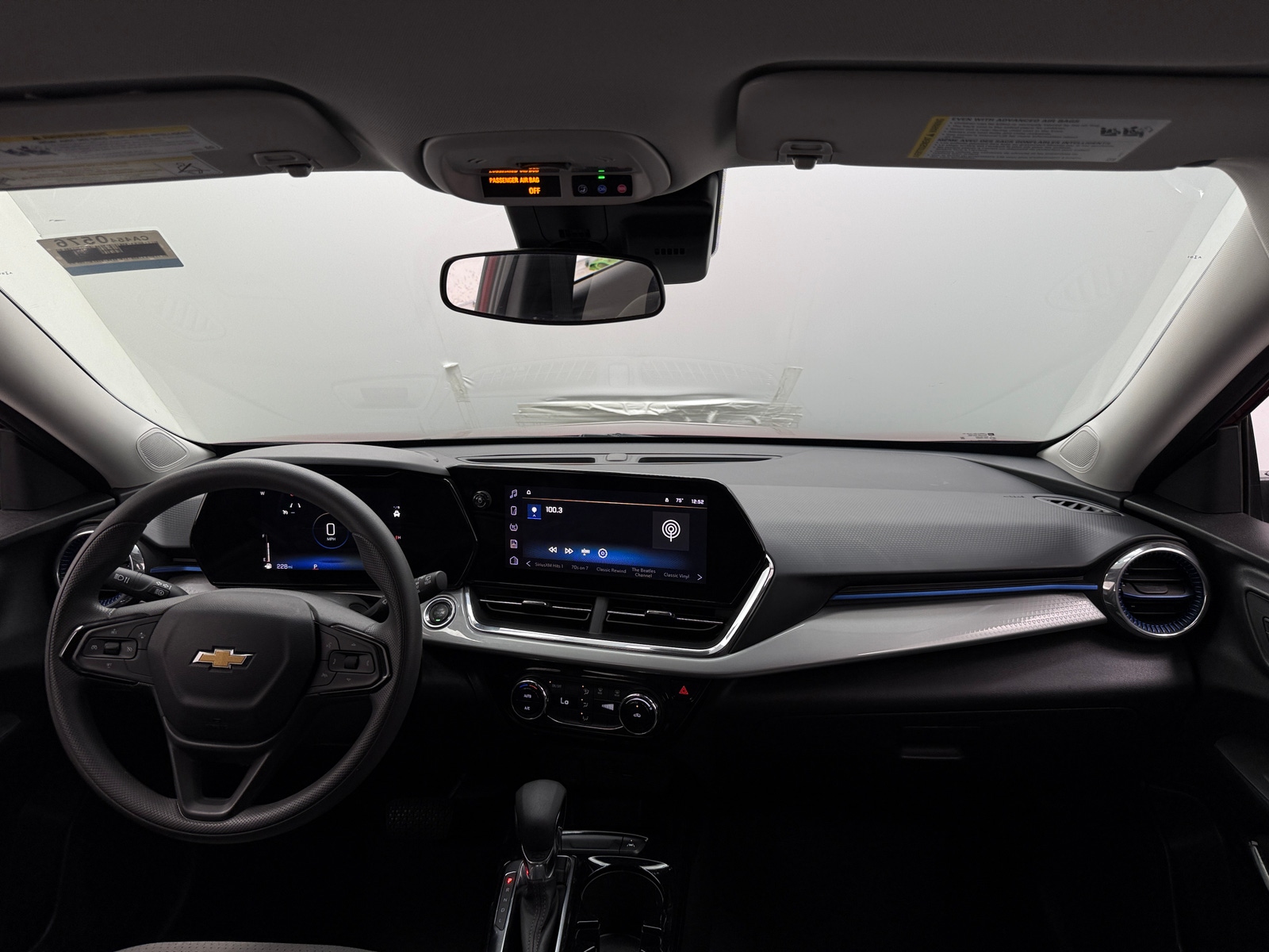 Thumbnail: 2025 Chevrolet Trax - 3