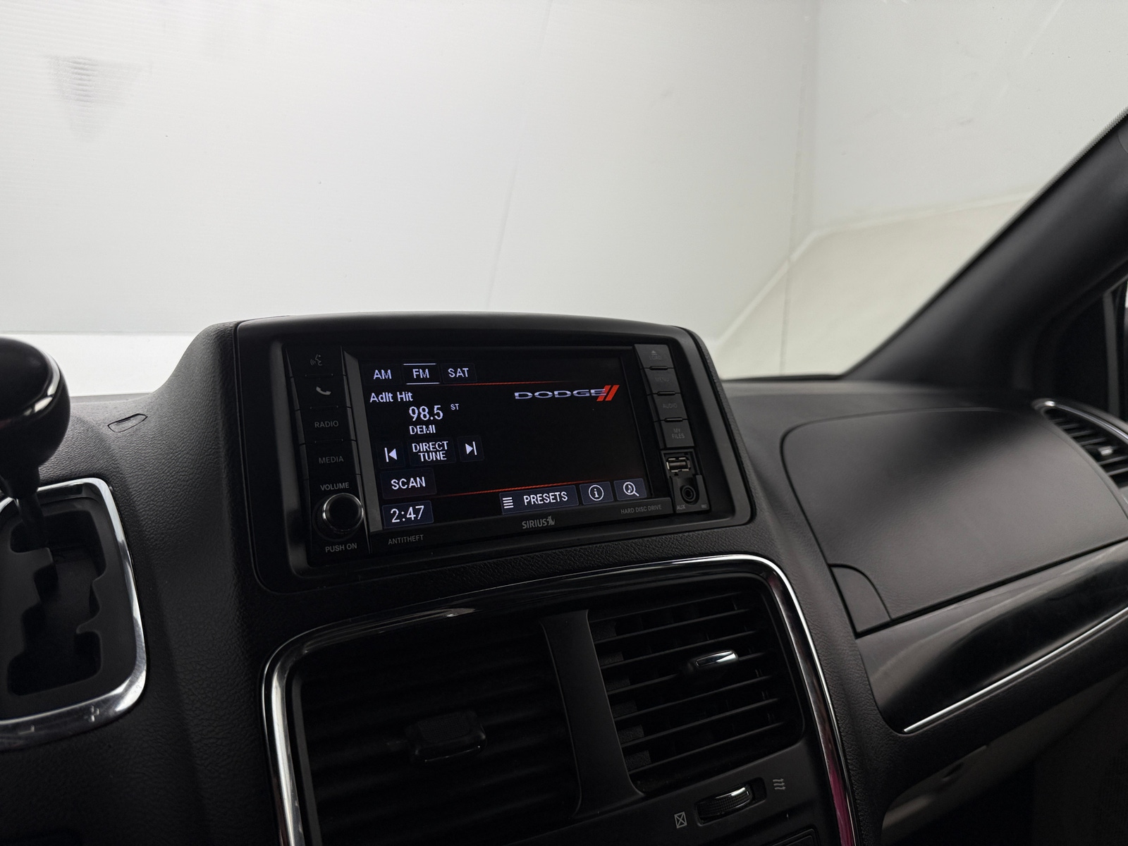 Thumbnail: 2019 Dodge Grand Caravan - 4