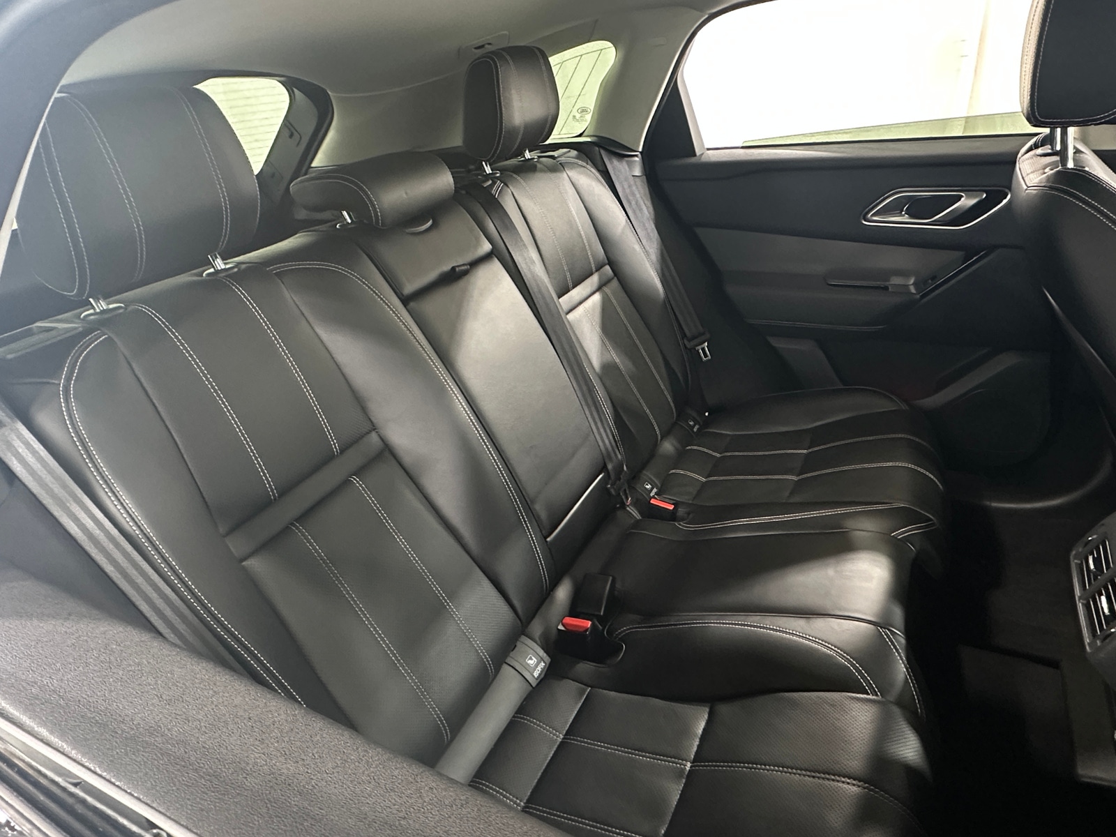 Thumbnail: 2019 Land Rover Range Rover Velar - 5