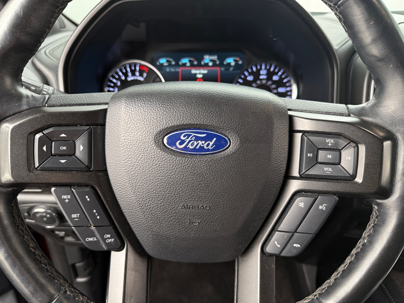 Thumbnail: 2018 Ford Expedition - 4