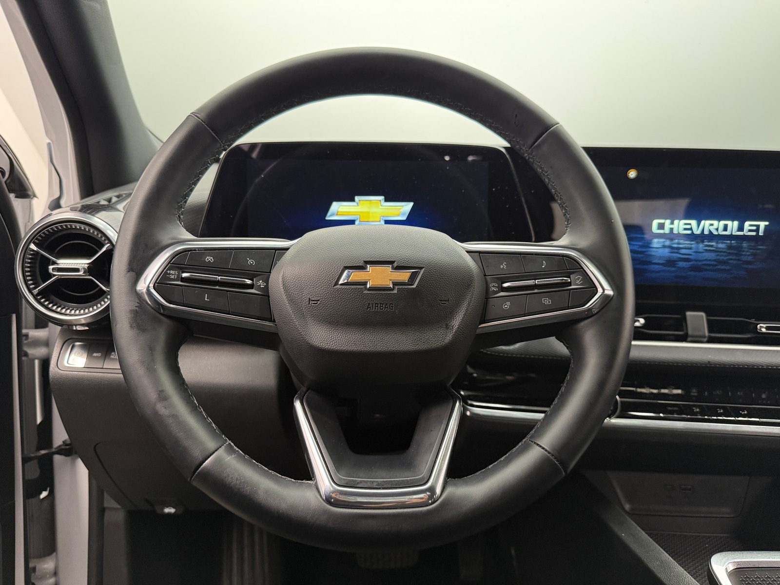 Thumbnail: 2025 Chevrolet Equinox - 5