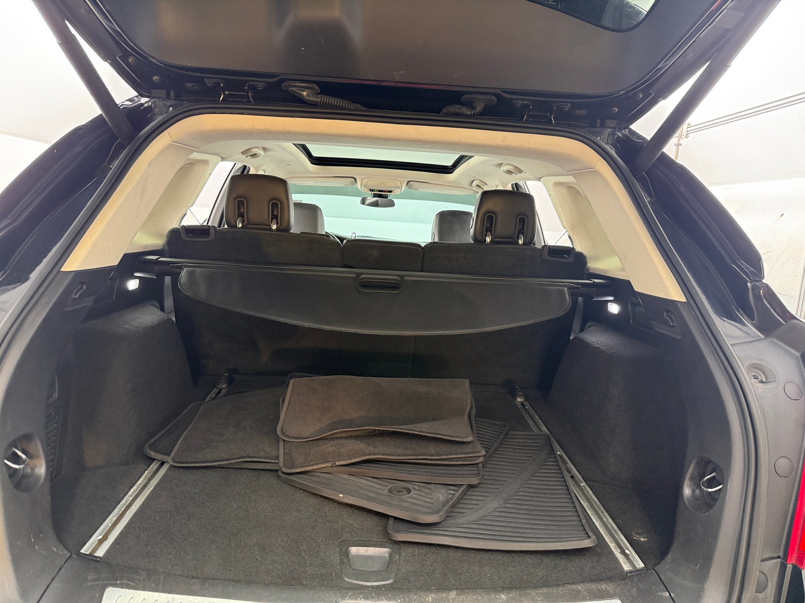 Thumbnail: 2018 Cadillac XT5 - 6