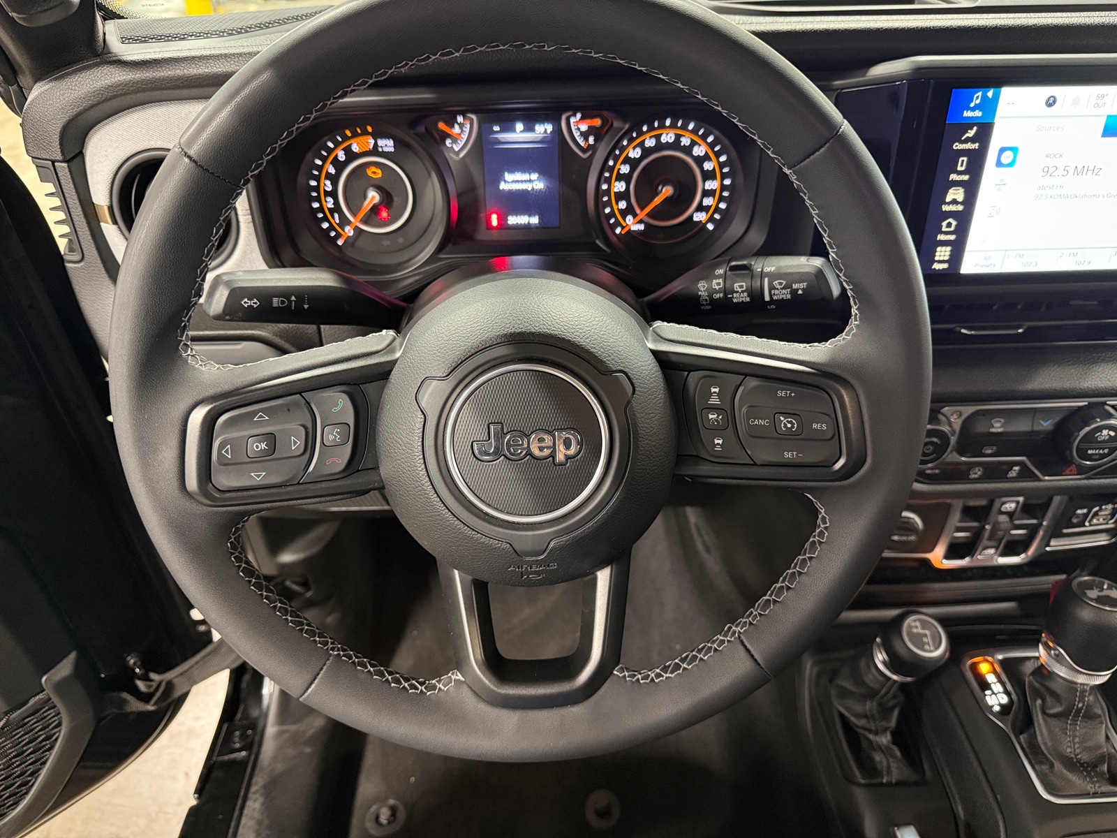 Thumbnail: 2025 Jeep Wrangler - 5