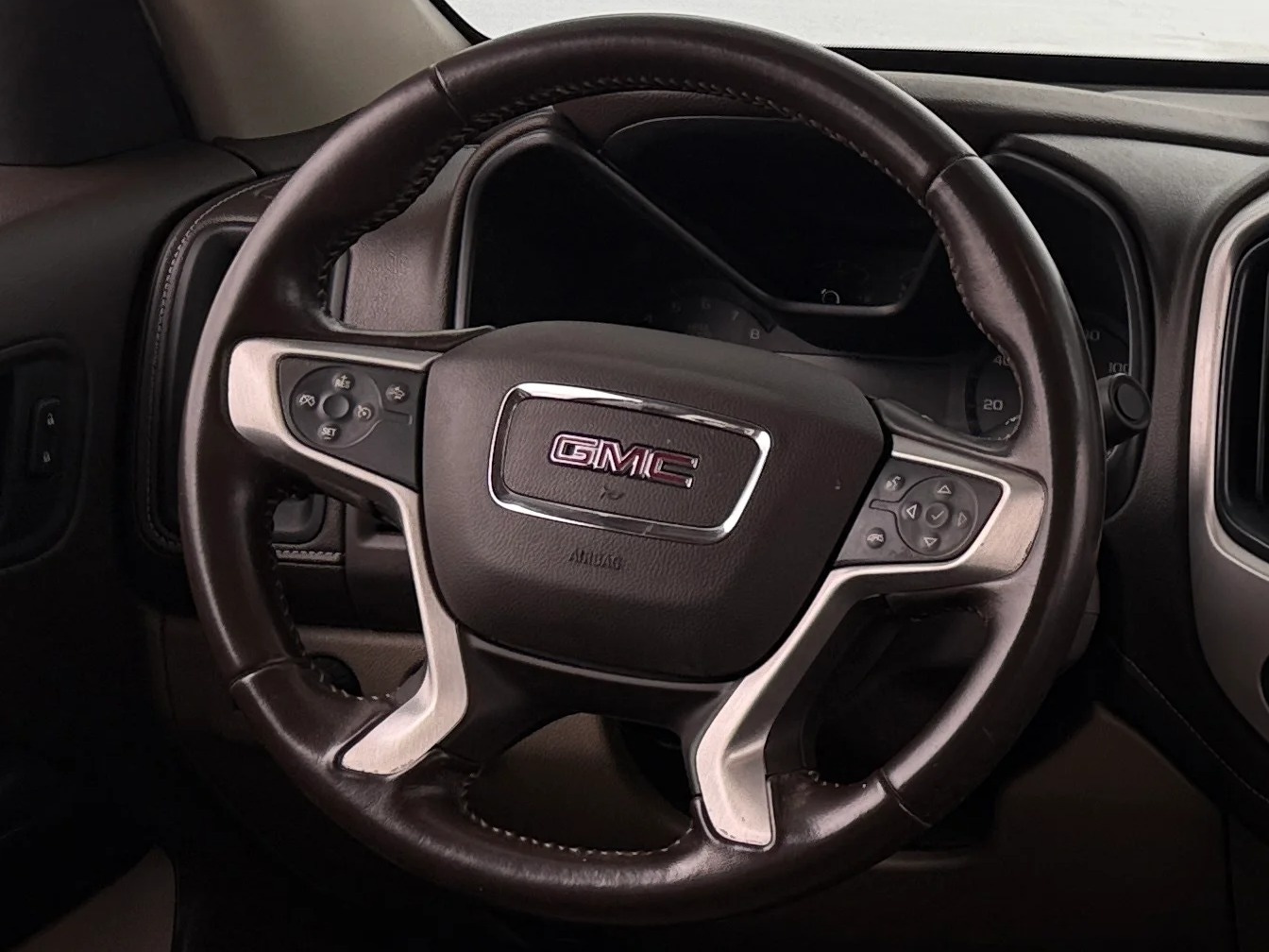 Thumbnail: 2018 GMC Canyon - 4