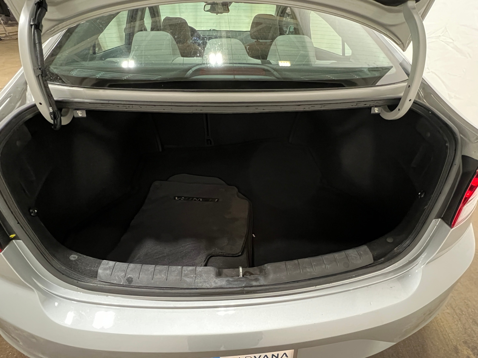 Thumbnail: 2020 Hyundai Elantra - 7