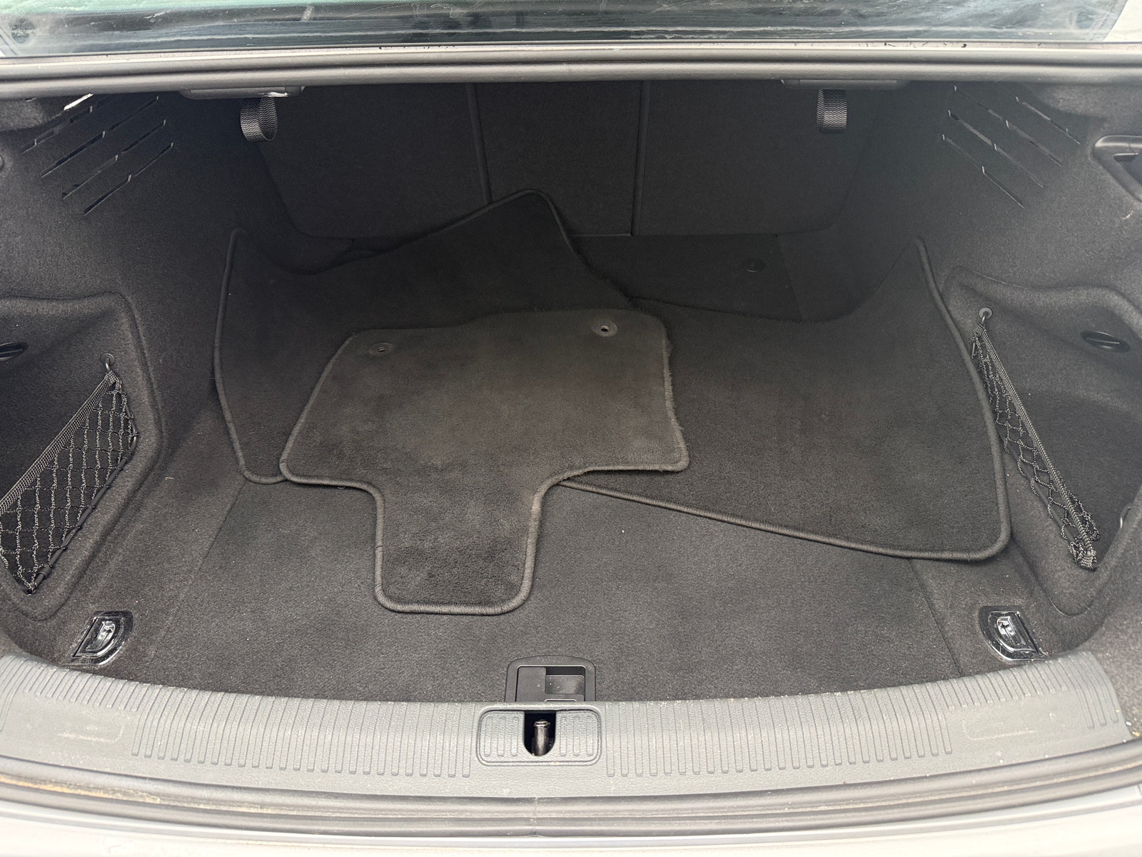 Thumbnail: 2017 Audi A4 - 6