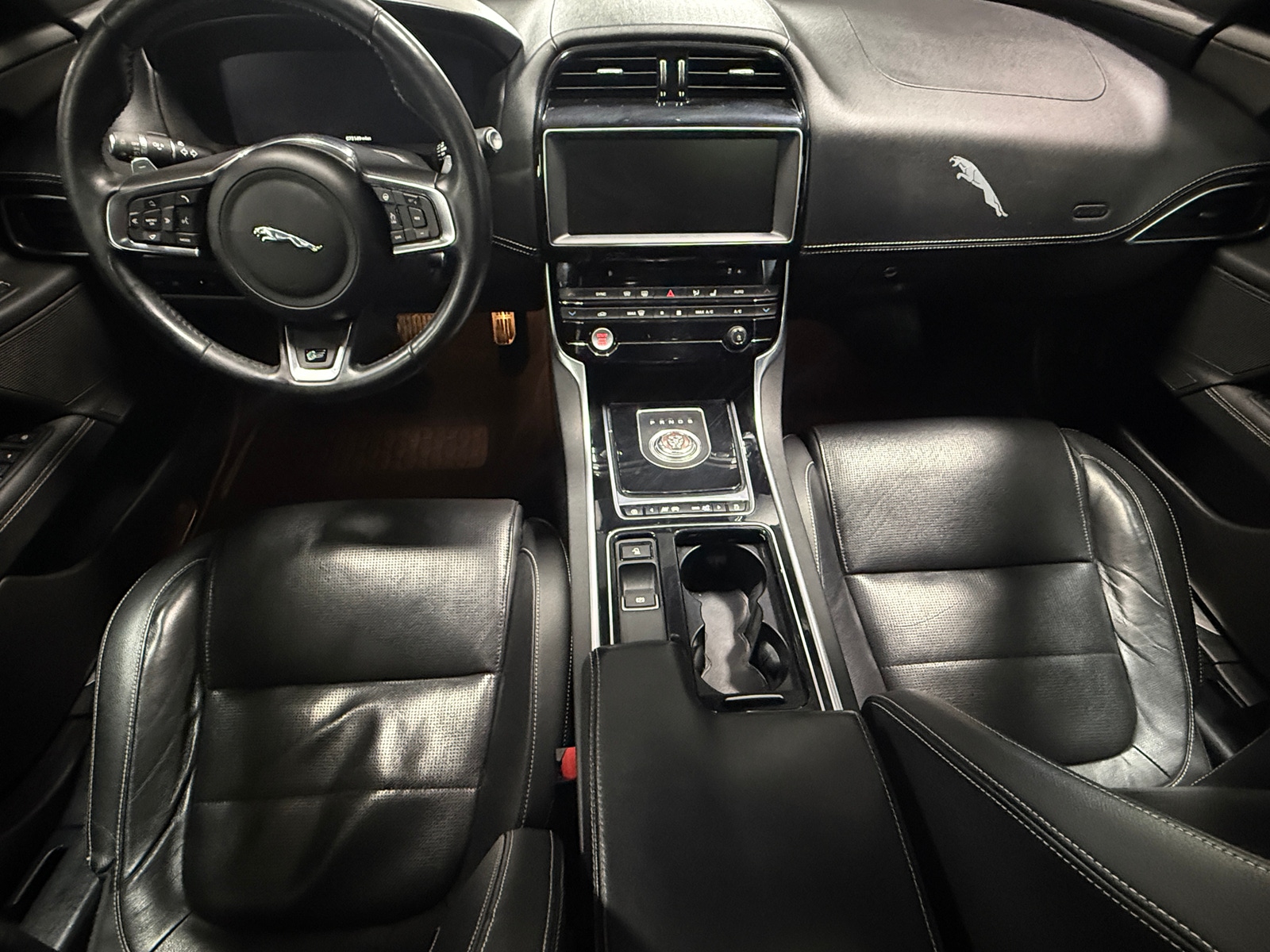 Thumbnail: 2018 Jaguar XE - 2