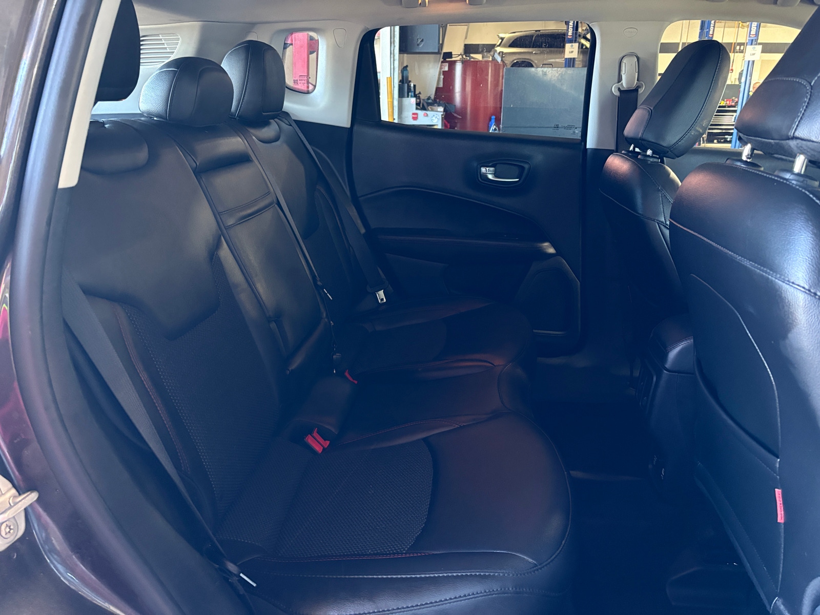 Thumbnail: 2019 Jeep Compass - 6