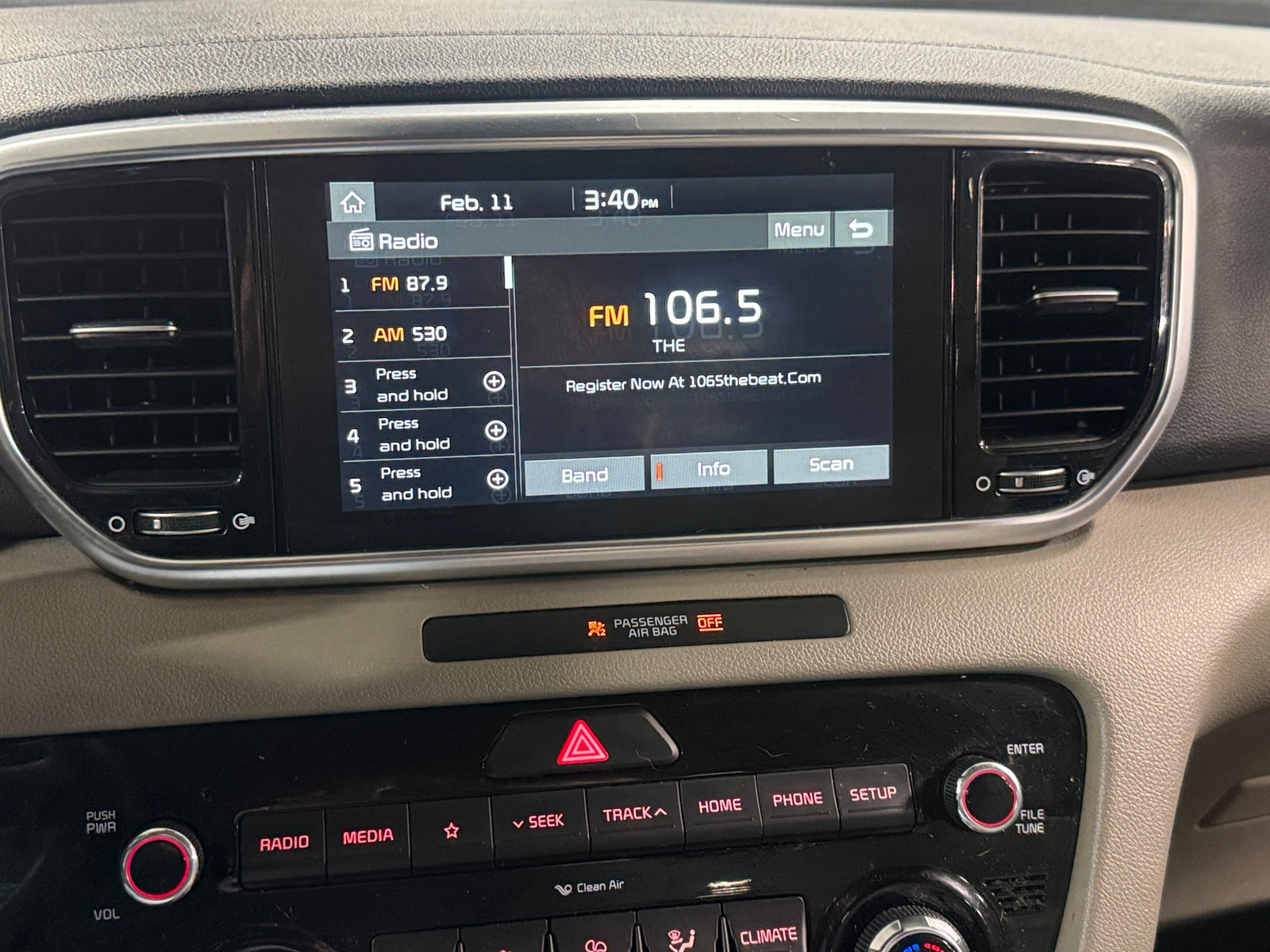 Thumbnail: 2022 Kia Sportage - 3