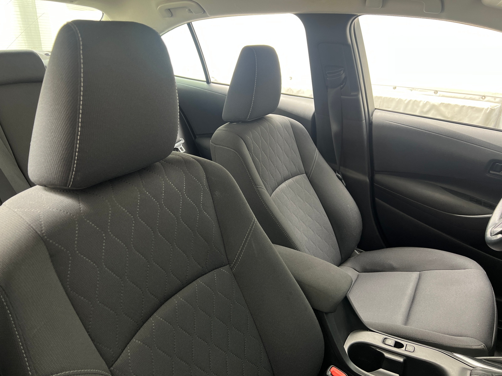 Thumbnail: 2025 Toyota Corolla - 2