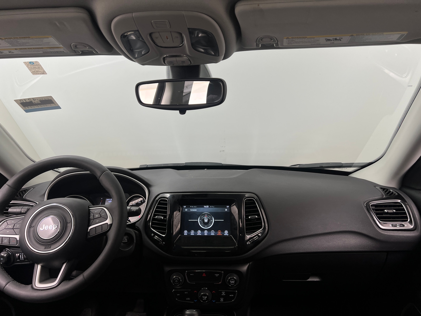 Thumbnail: 2021 Jeep Compass - 3