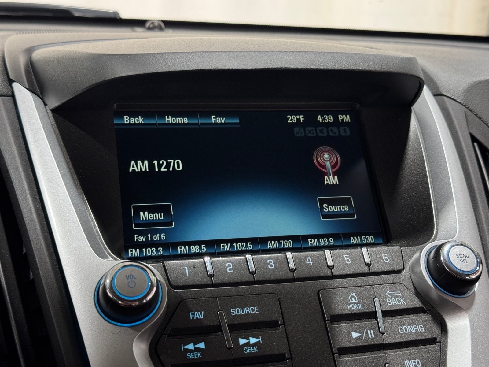 Thumbnail: 2017 Chevrolet Equinox - 4