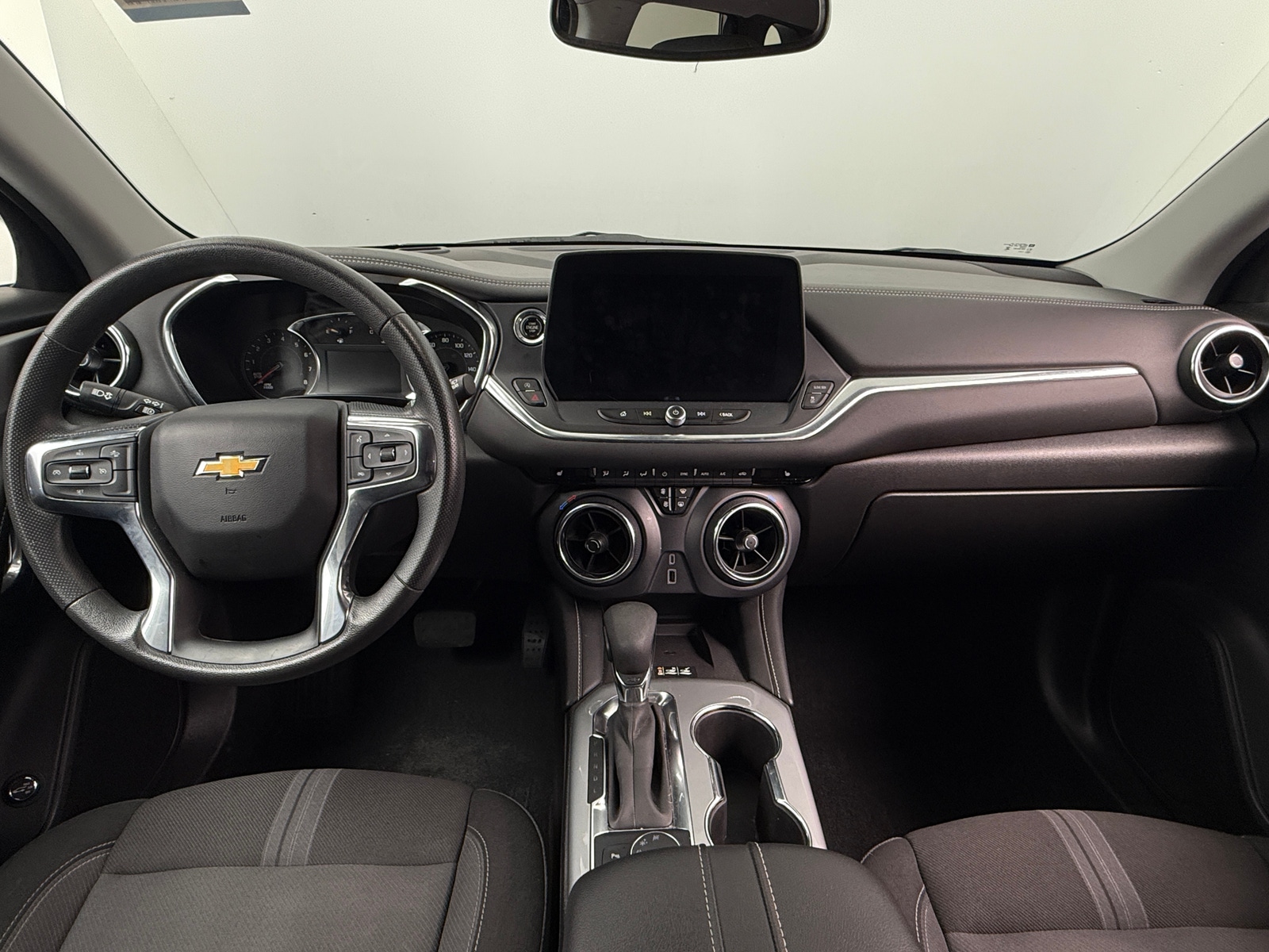 Thumbnail: 2024 Chevrolet Blazer - 3