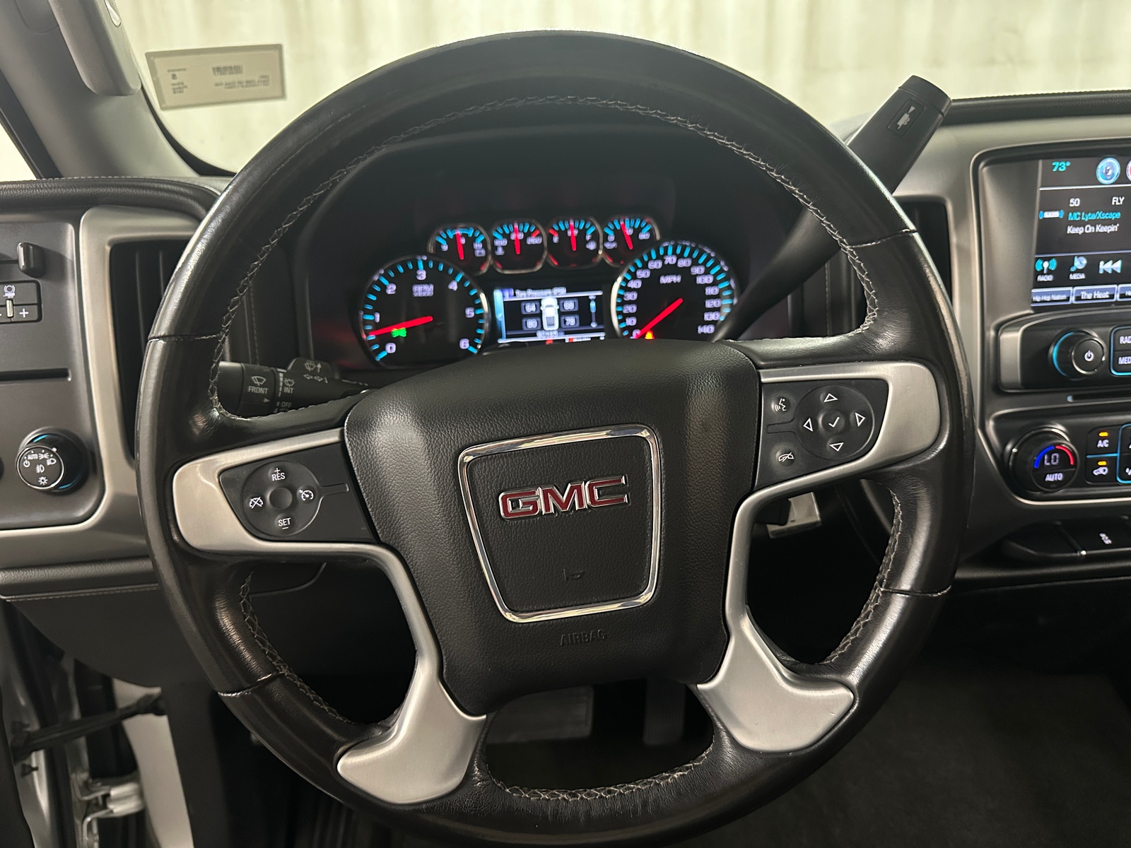 Thumbnail: 2018 GMC Sierra 2500 - 5