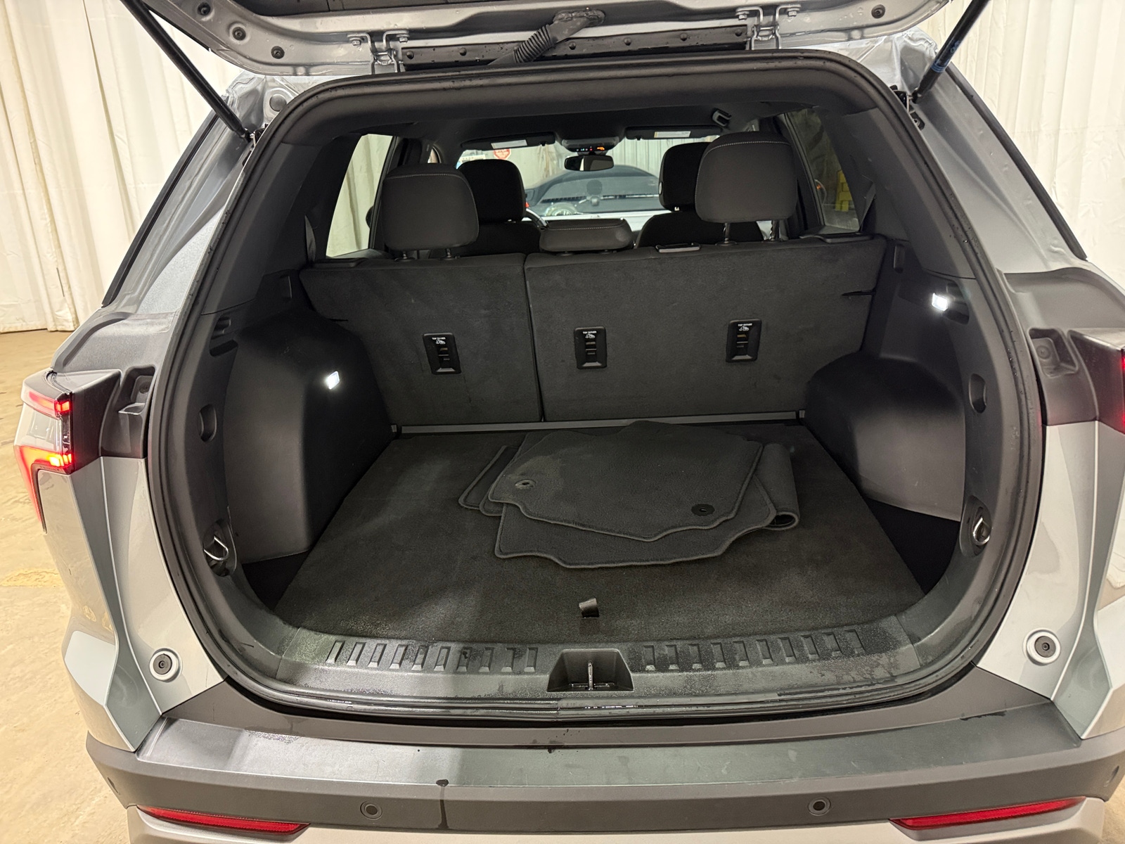 Thumbnail: 2025 Chevrolet Equinox - 7