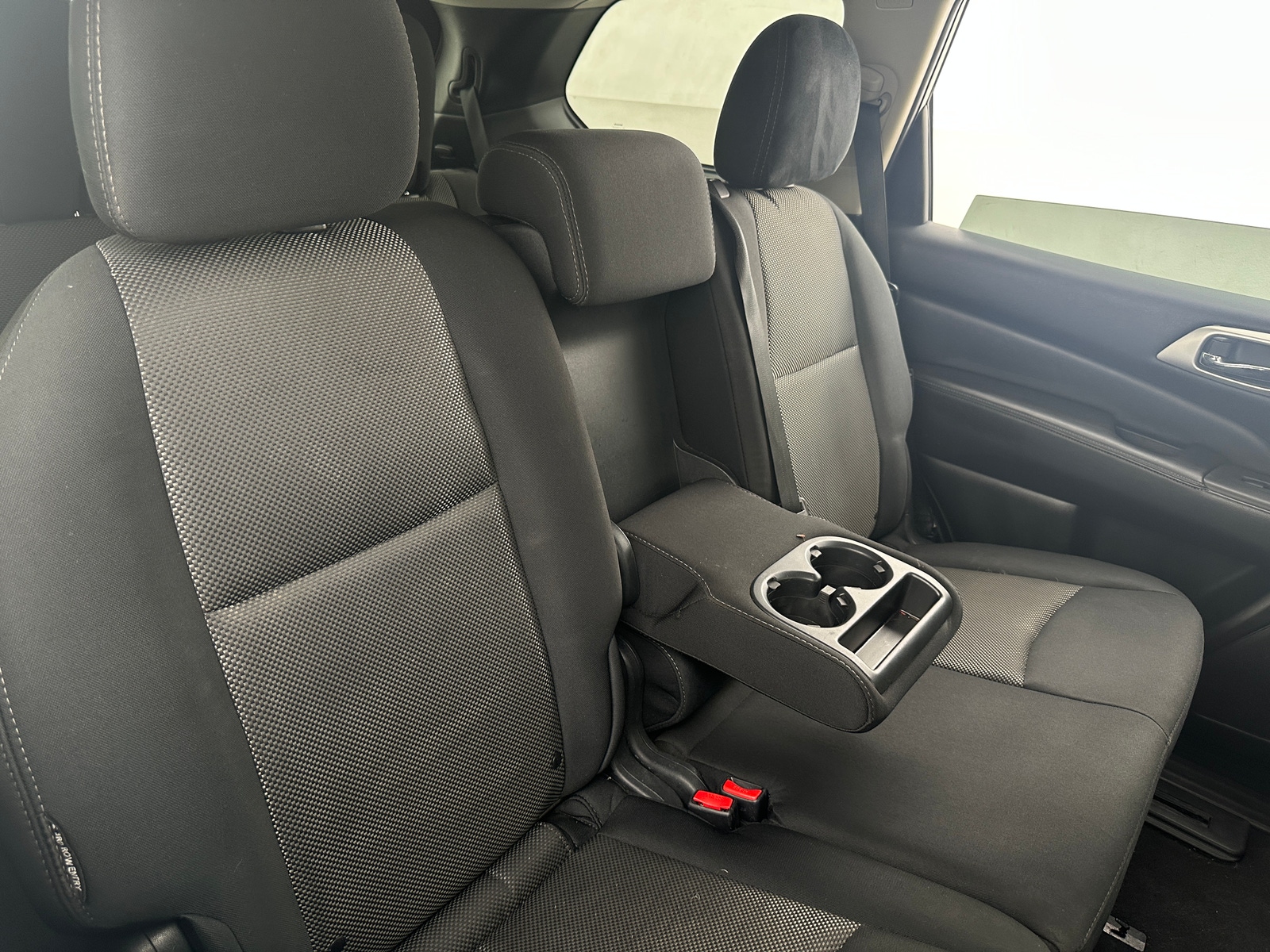 Thumbnail: 2020 Nissan Pathfinder - 6