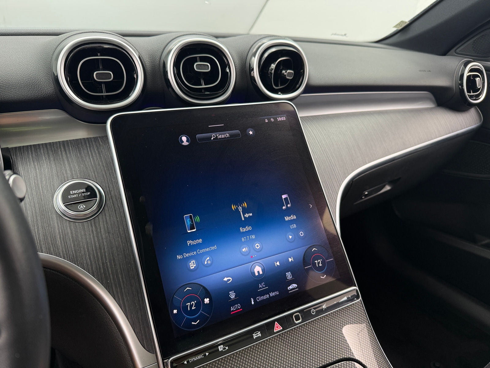 Thumbnail: 2024 Mercedes-Benz C-Class - 3