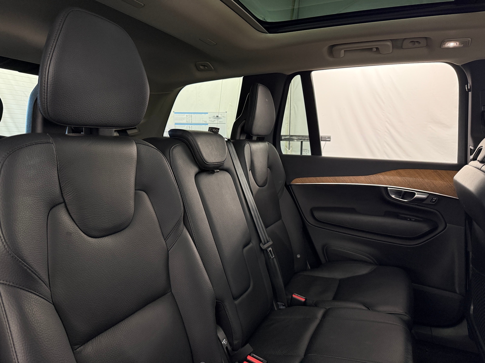 Thumbnail: 2023 Volvo XC90 - 5