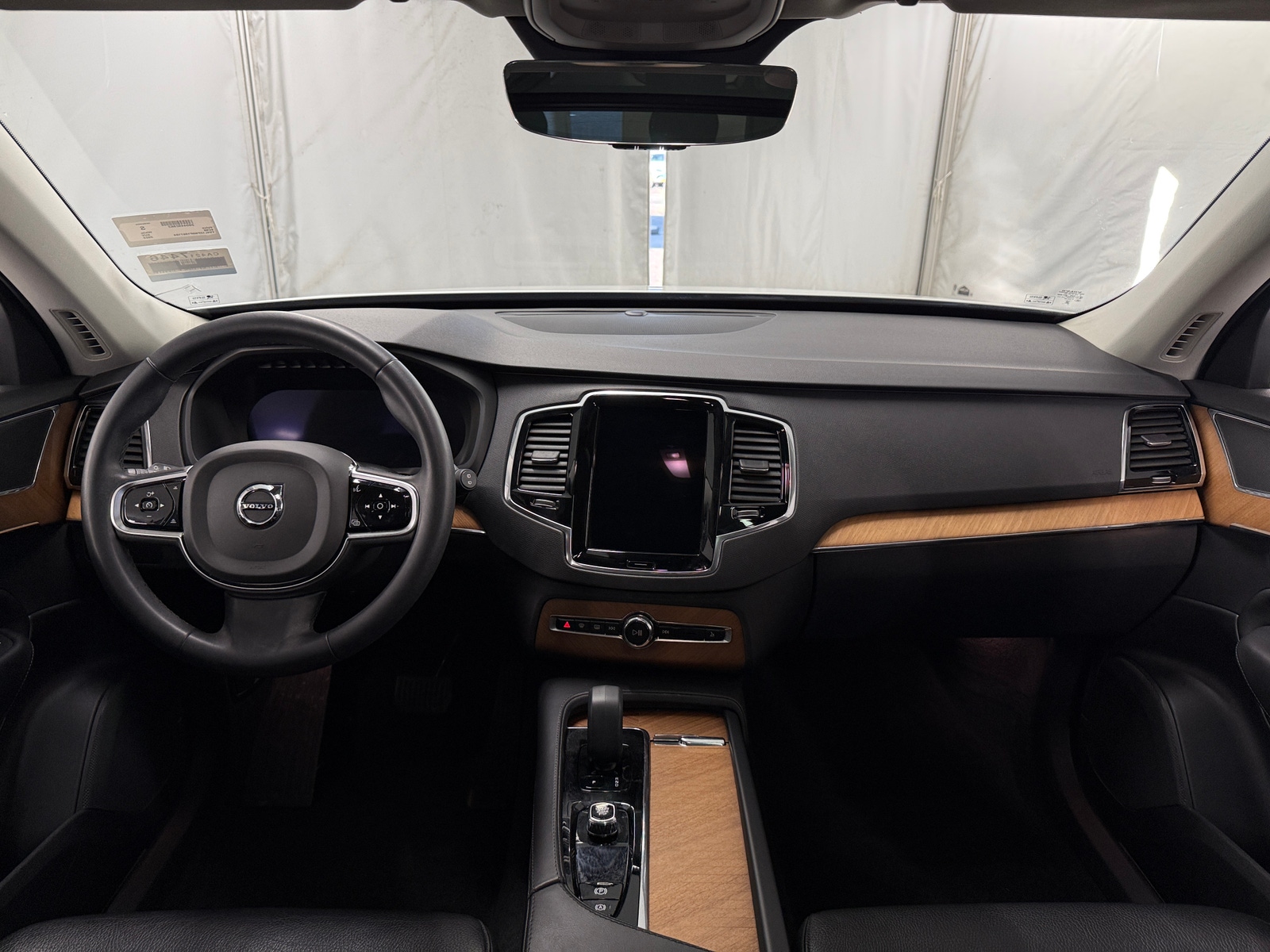 Thumbnail: 2023 Volvo XC90 - 2