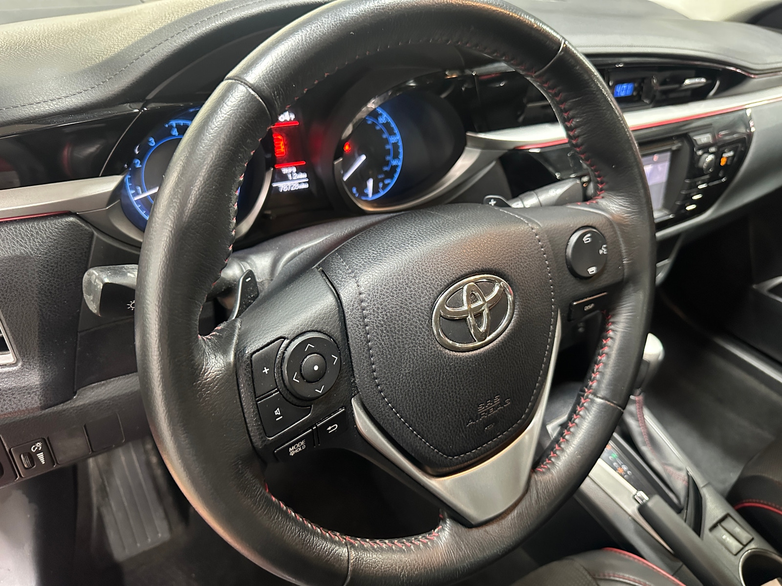 Thumbnail: 2016 Toyota Corolla - 5