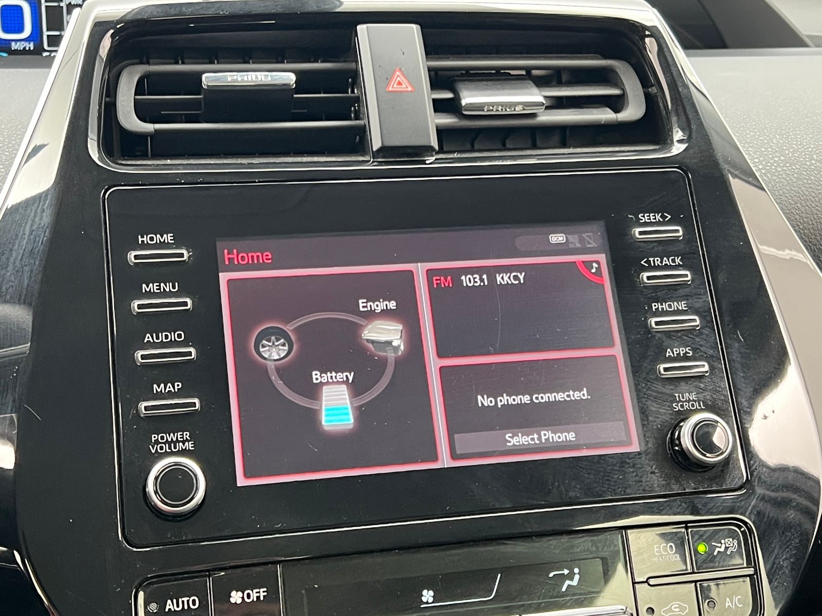 Thumbnail: 2020 Toyota Prius - 4