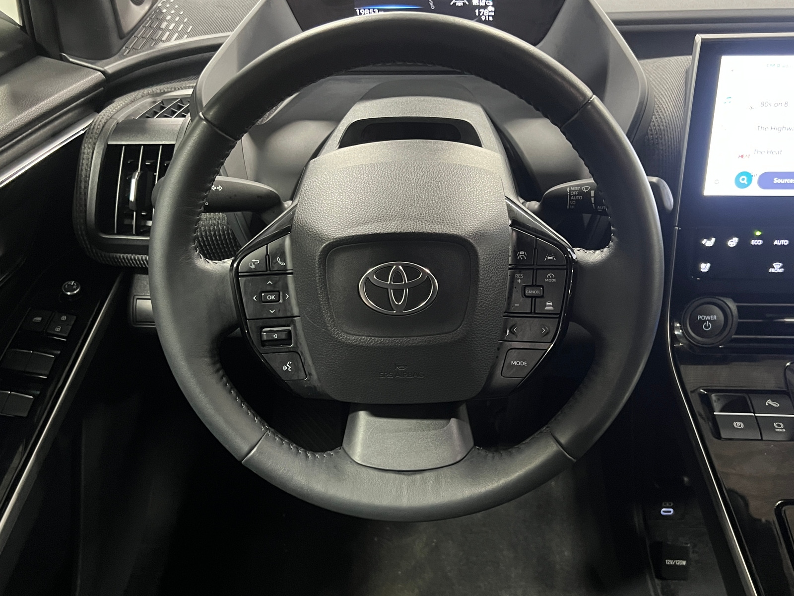 Thumbnail: 2024 Toyota bZ4X - 4