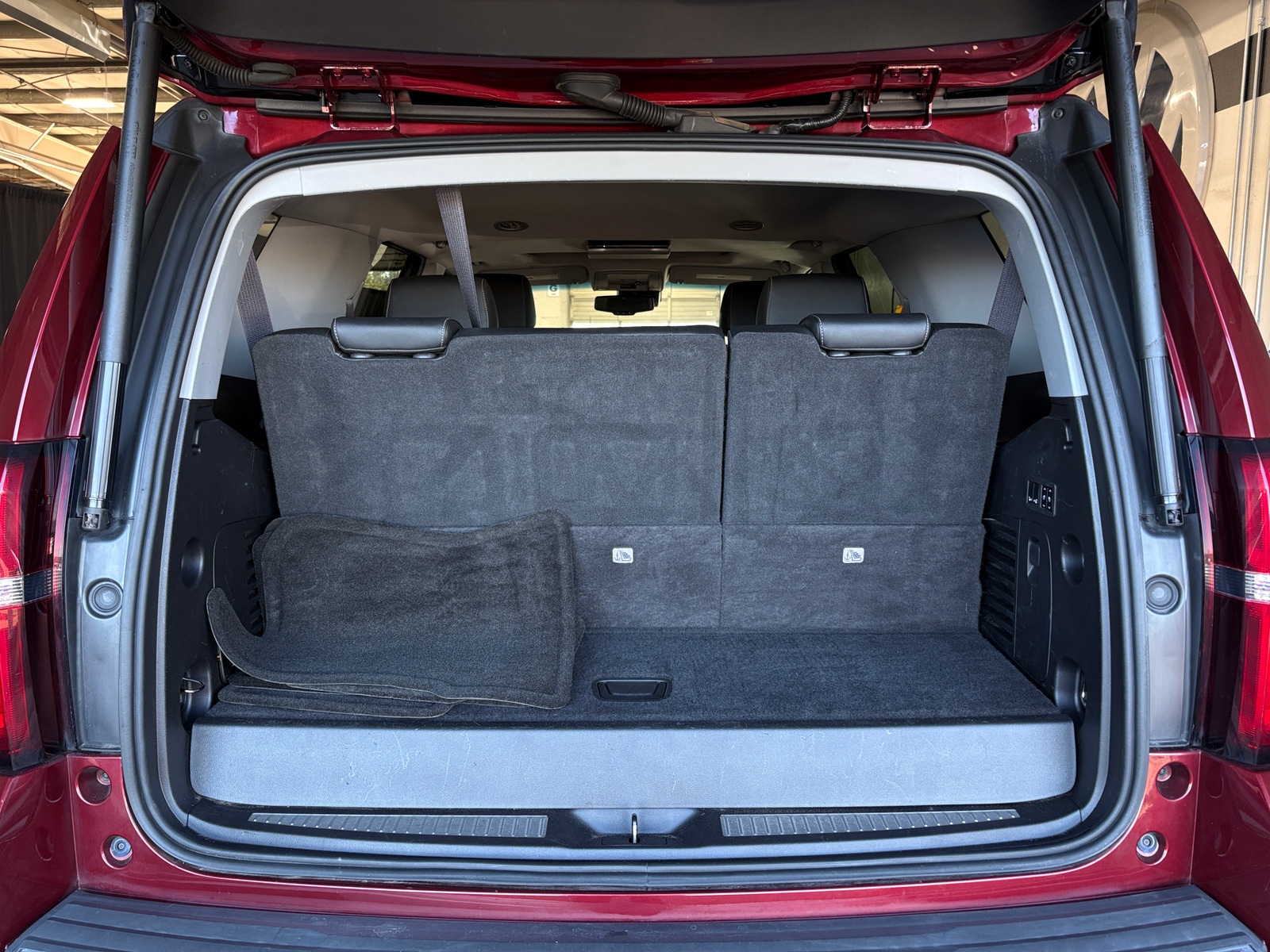 Thumbnail: 2016 Chevrolet Tahoe - 6