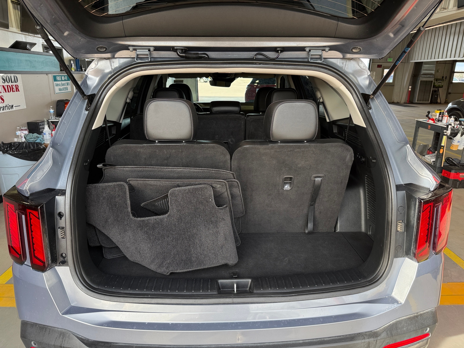 Thumbnail: 2024 Kia Sorento - 6