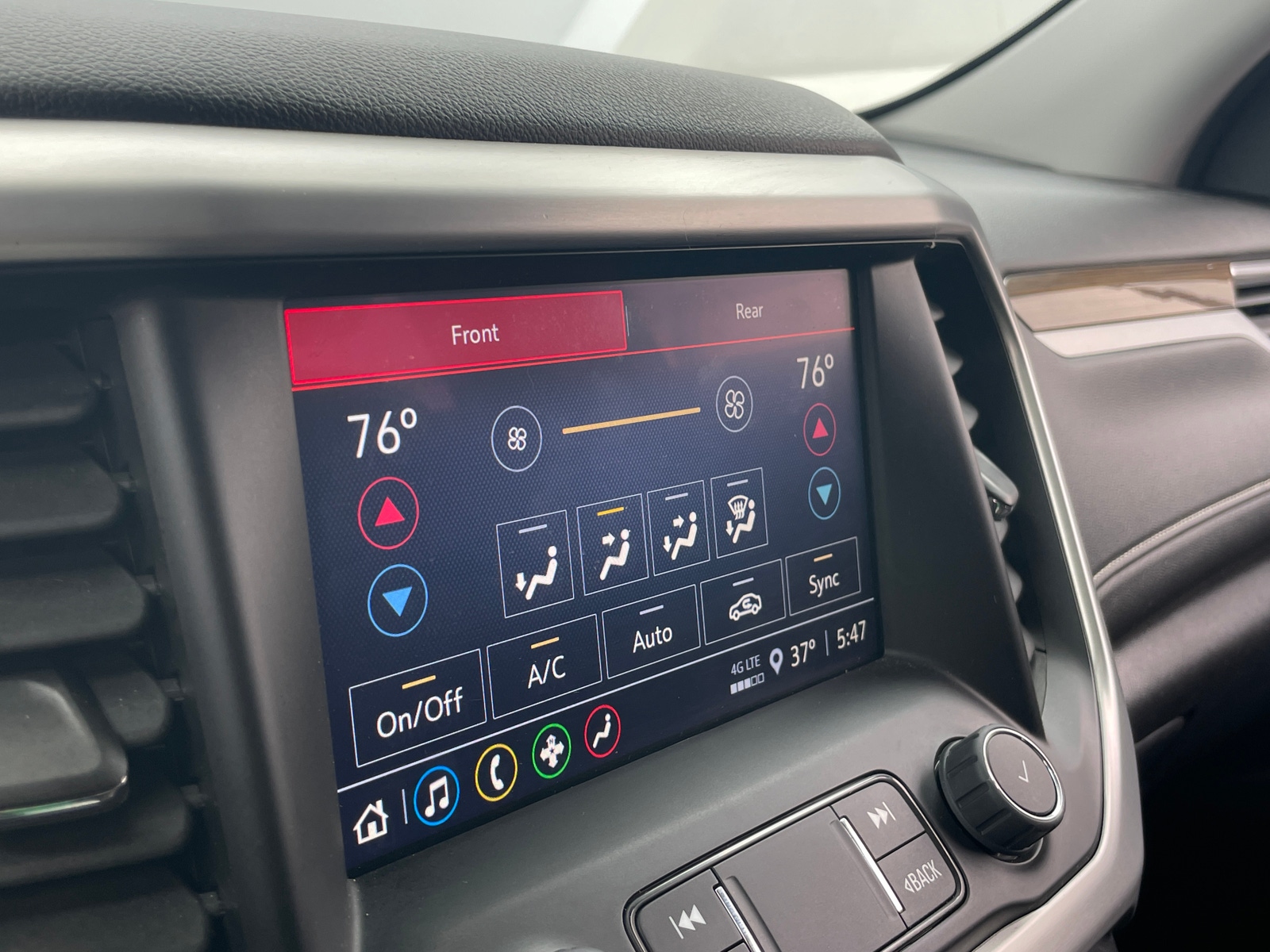 Thumbnail: 2023 GMC Acadia - 4