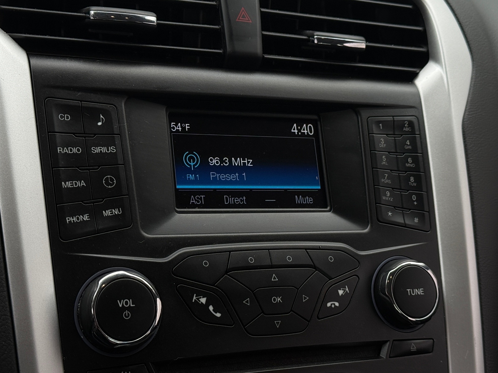 Thumbnail: 2015 Ford Fusion - 4