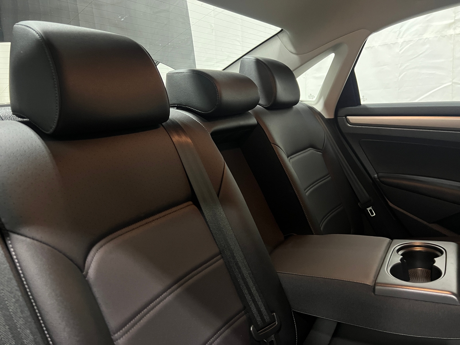 Thumbnail: 2022 Volkswagen Passat - 5