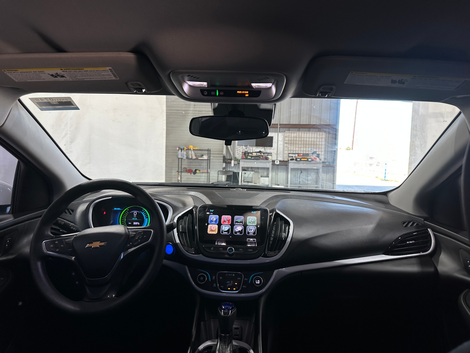 Thumbnail: 2018 Chevrolet Volt - 3